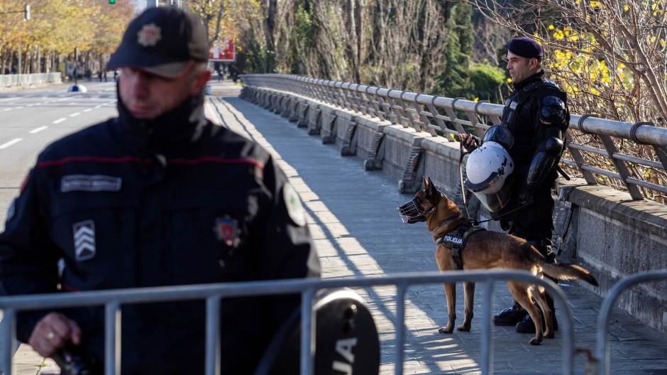 2019-12-26T000000Z_1052855504_RC2Y2E9LUDTV_RTRMADP_3_MONTENEGRO-PROTEST