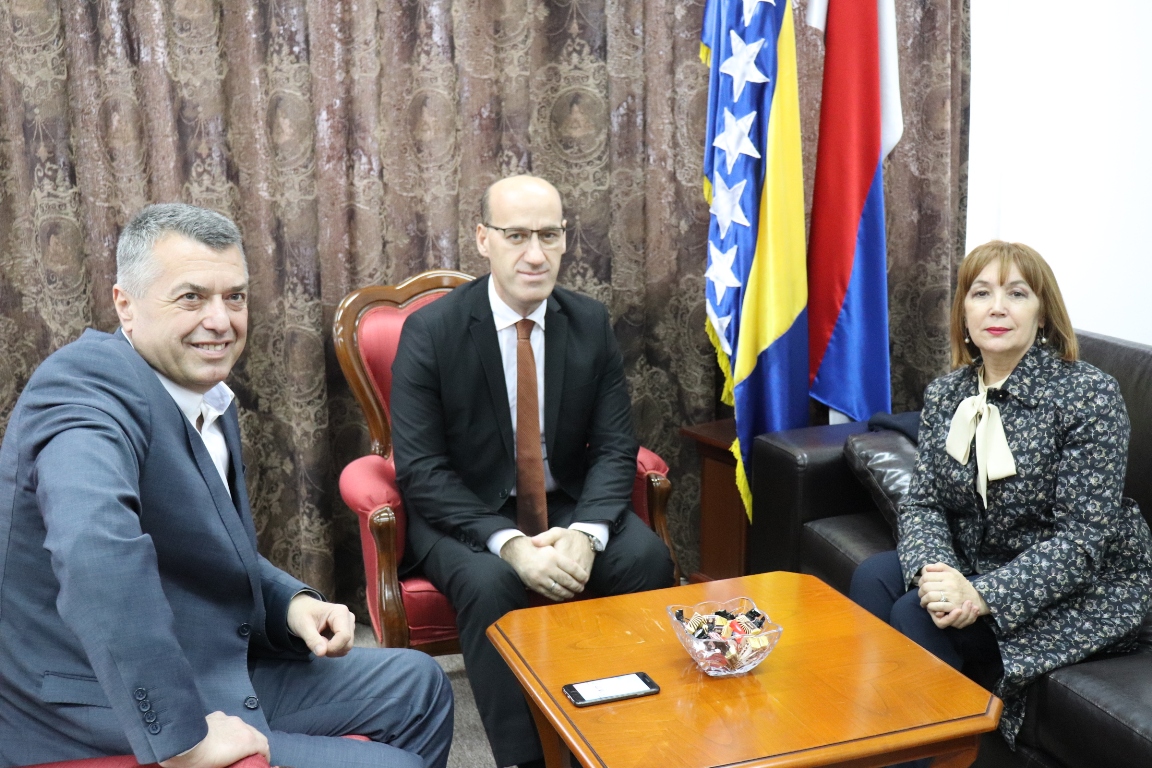 20190215_2_34958415_41702903