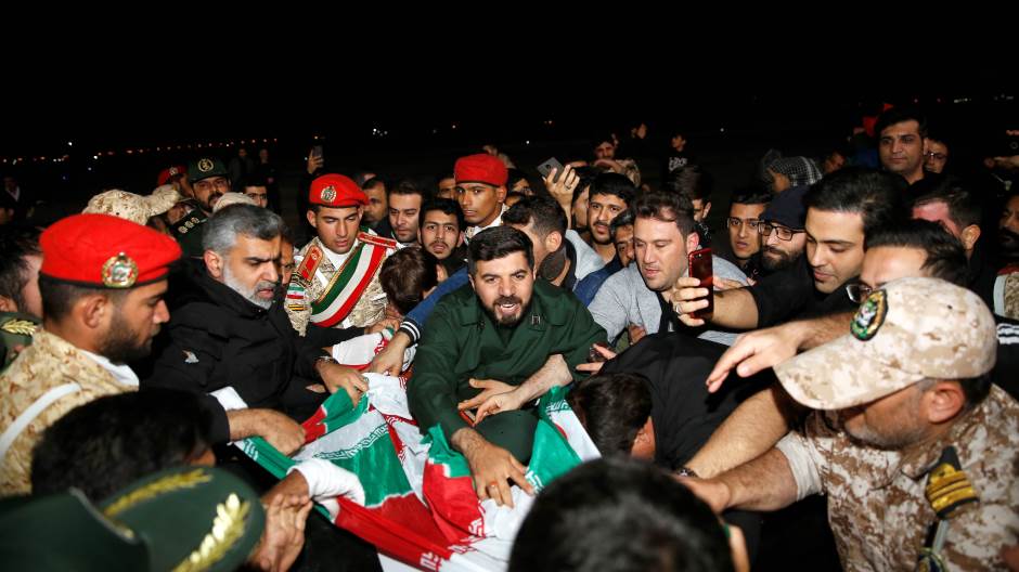 2020-01-05T090533Z_2071551166_RC2L9E9LQT9E_RTRMADP_3_IRAQ-SECURITY-BLAST-SOLEIMANI-FUNERAL