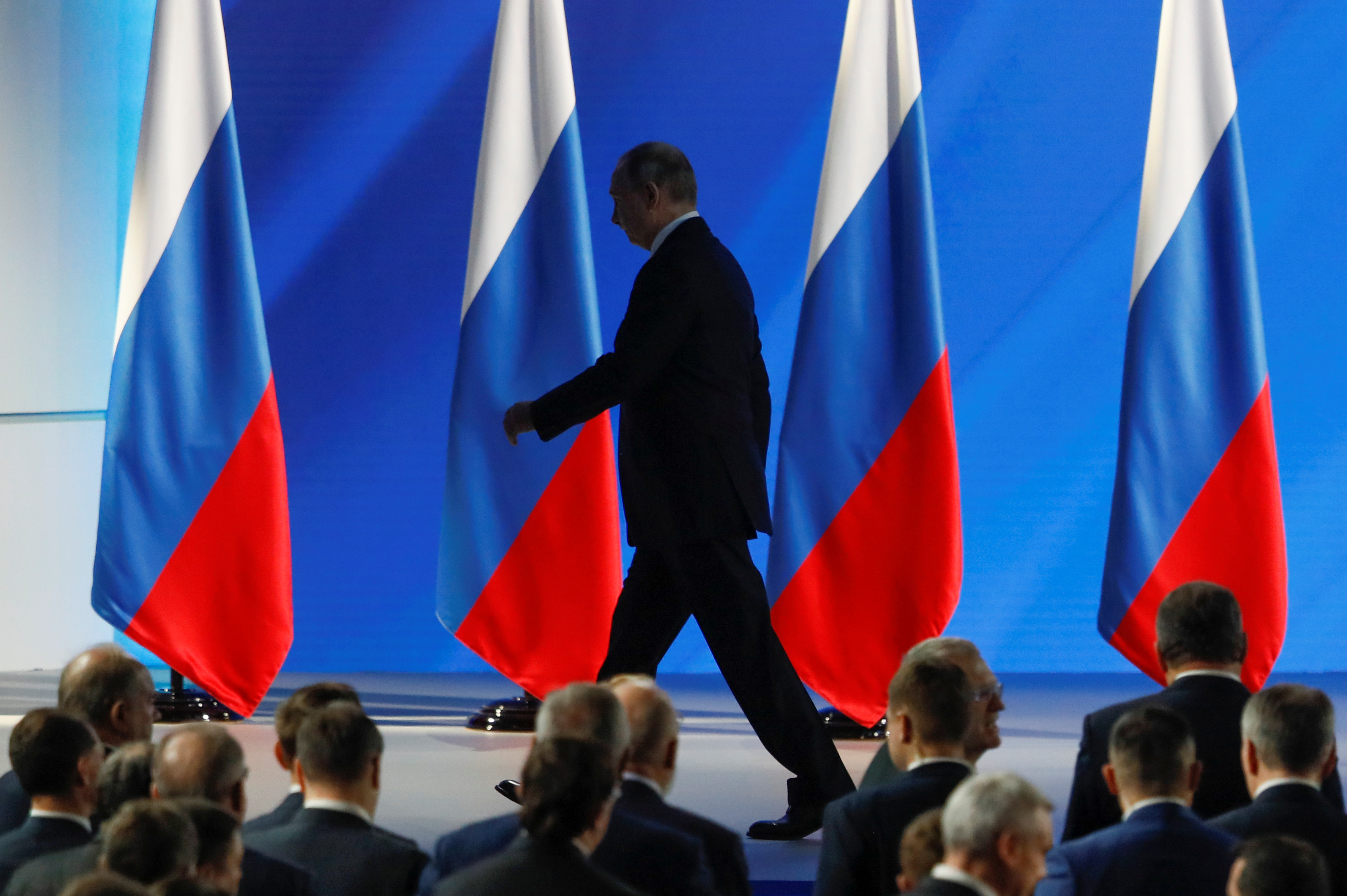 2020-01-15T104307Z_1782602175_RC2AGE99AUA0_RTRMADP_3_RUSSIA-PUTIN
