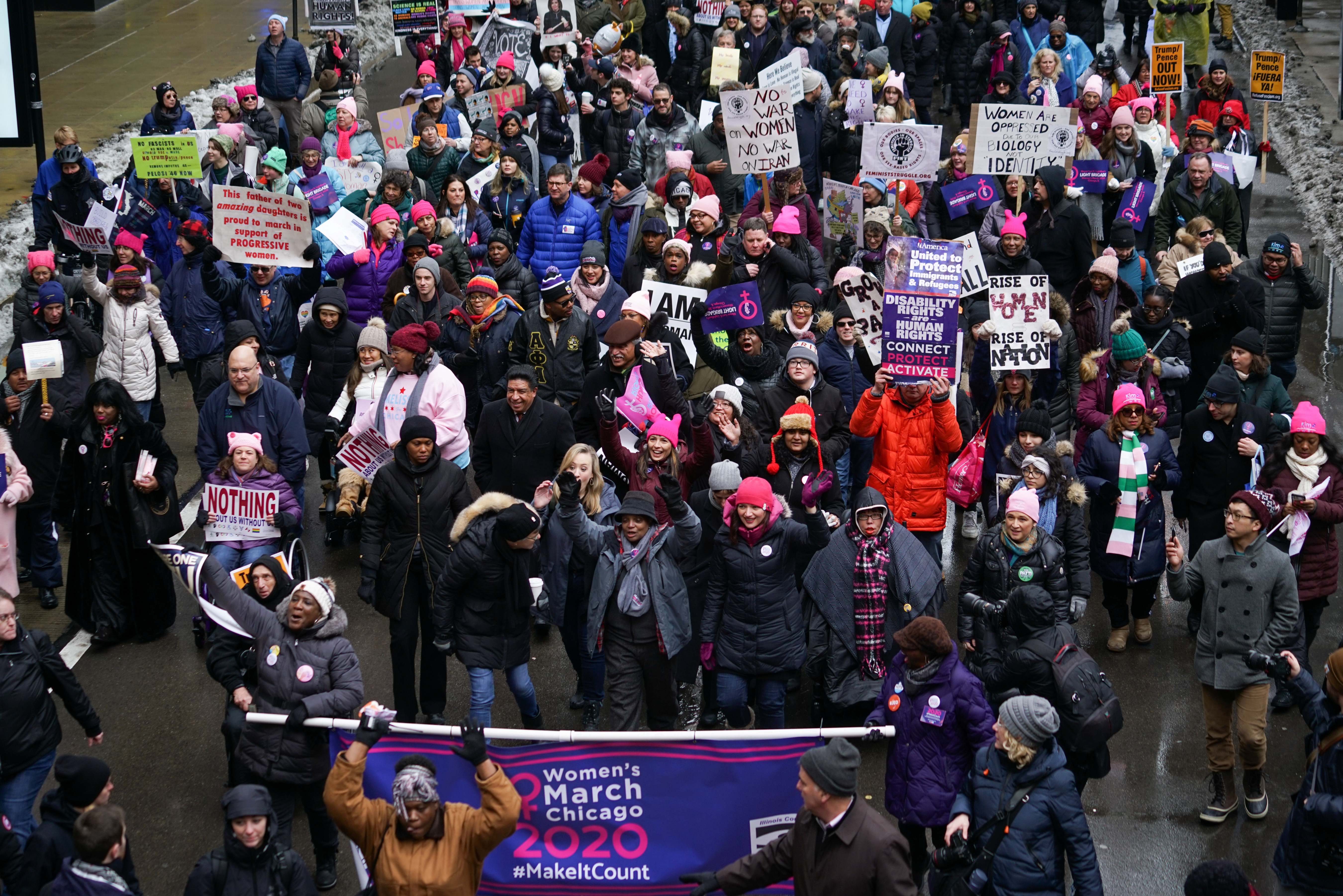 2020-01-18T204309Z_43063048_RC2KIE9JT96E_RTRMADP_3_USA-TRUMP-WOMEN