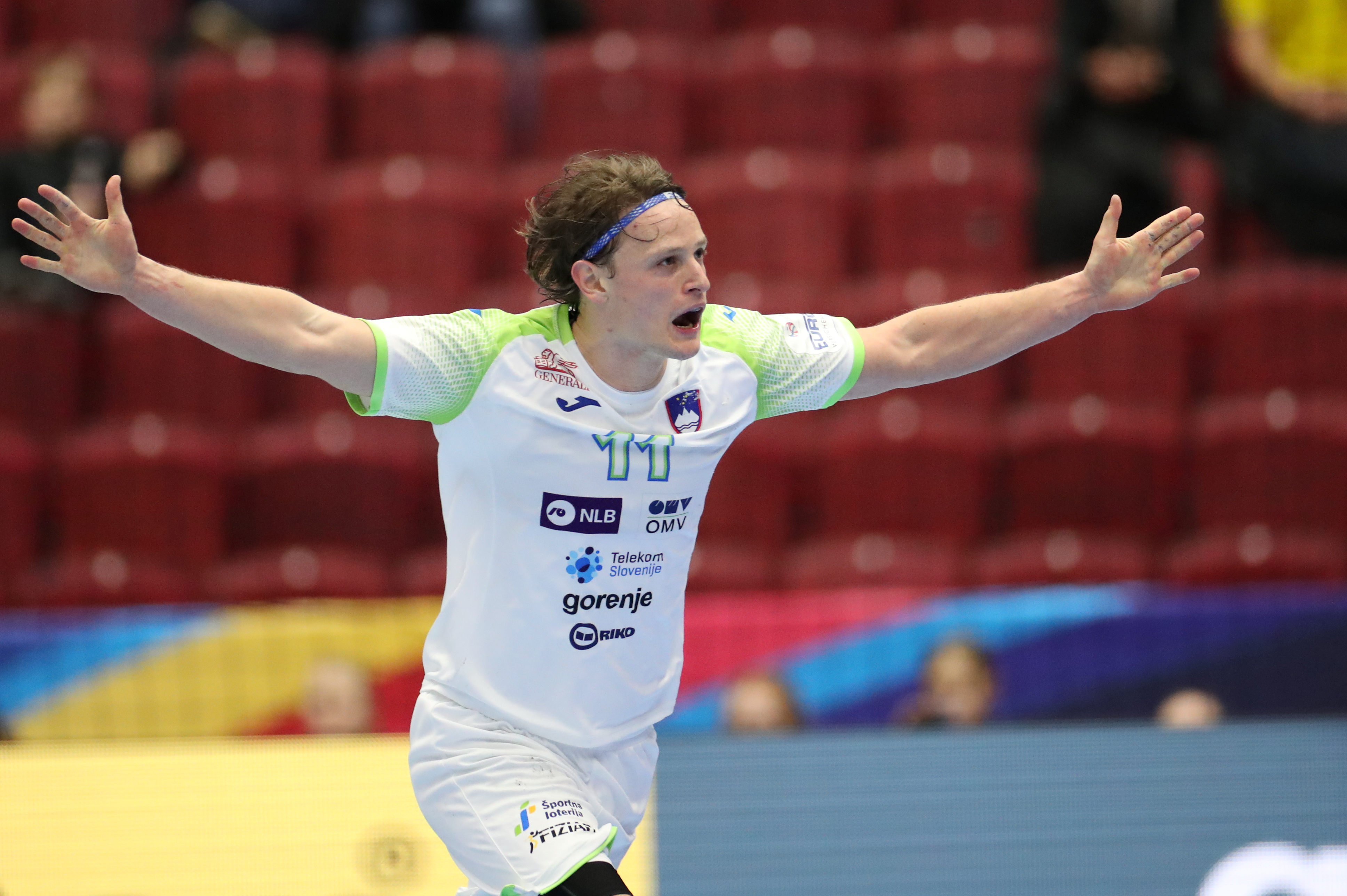 2020-01-21T163747Z_262144910_RC2GKE98M2KB_RTRMADP_3_HANDBALL-EURO