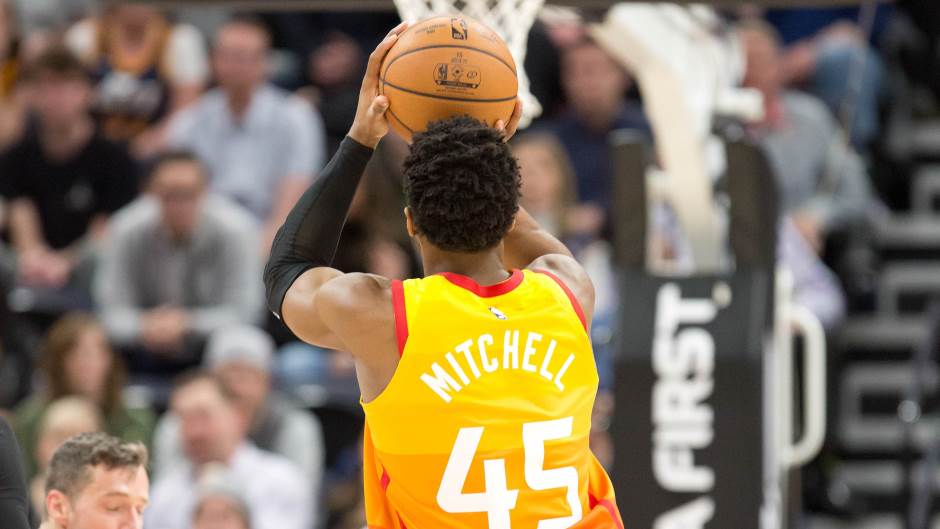 2020-02-13t033033z-565535064-nocid-rtrmadp-3-nba-miami-heat-at-utah-jazz-285819.jpeg