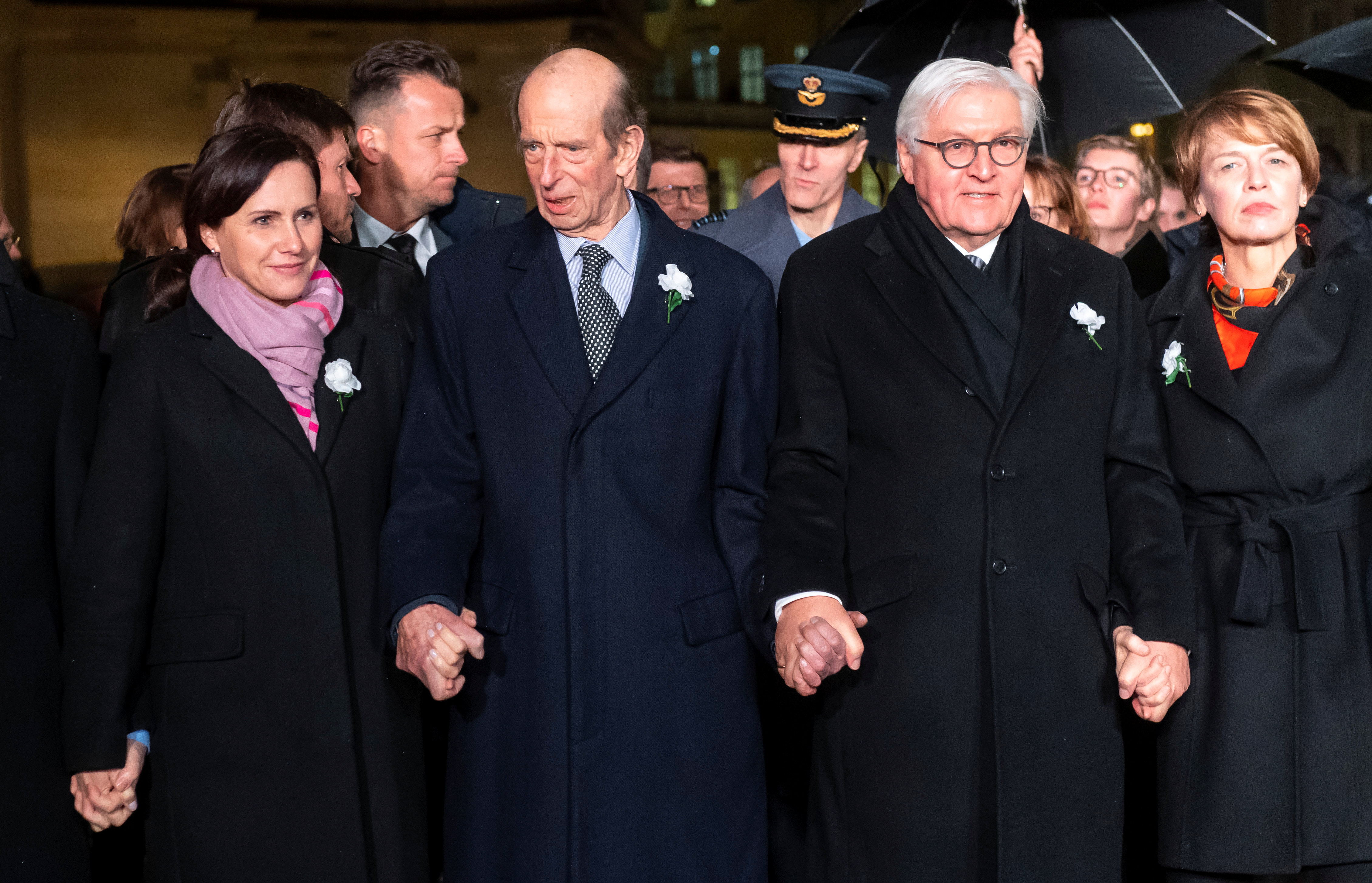 2020-02-13T182721Z_290043898_RC2UZE9IYJOG_RTRMADP_3_WW2-ANNIVERSARY-DRESDEN-CEREMONY