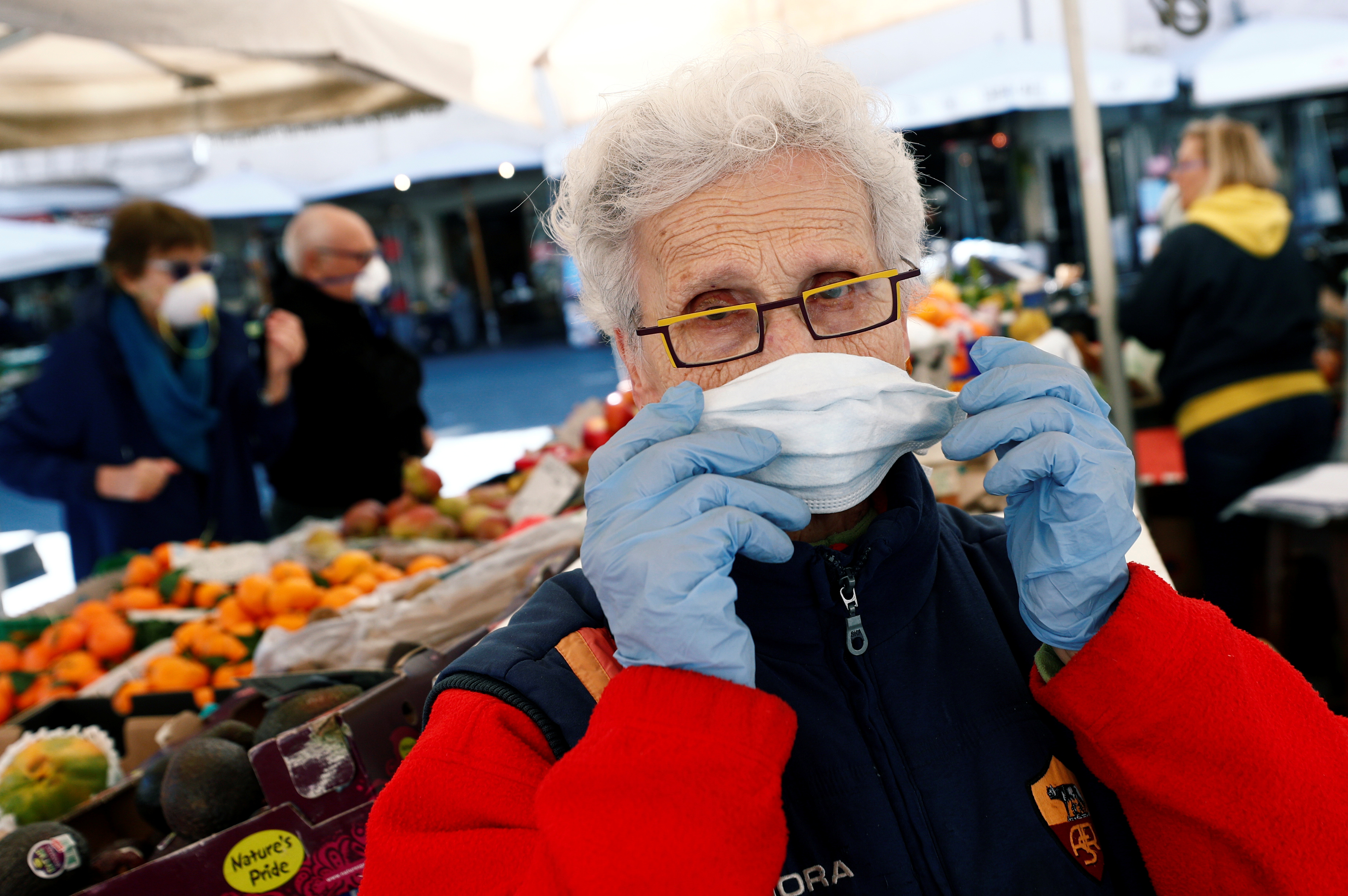 2020-03-11T113946Z_79156632_RC2NHF941MJZ_RTRMADP_3_HEALTH-CORONAVIRUS-ITALY