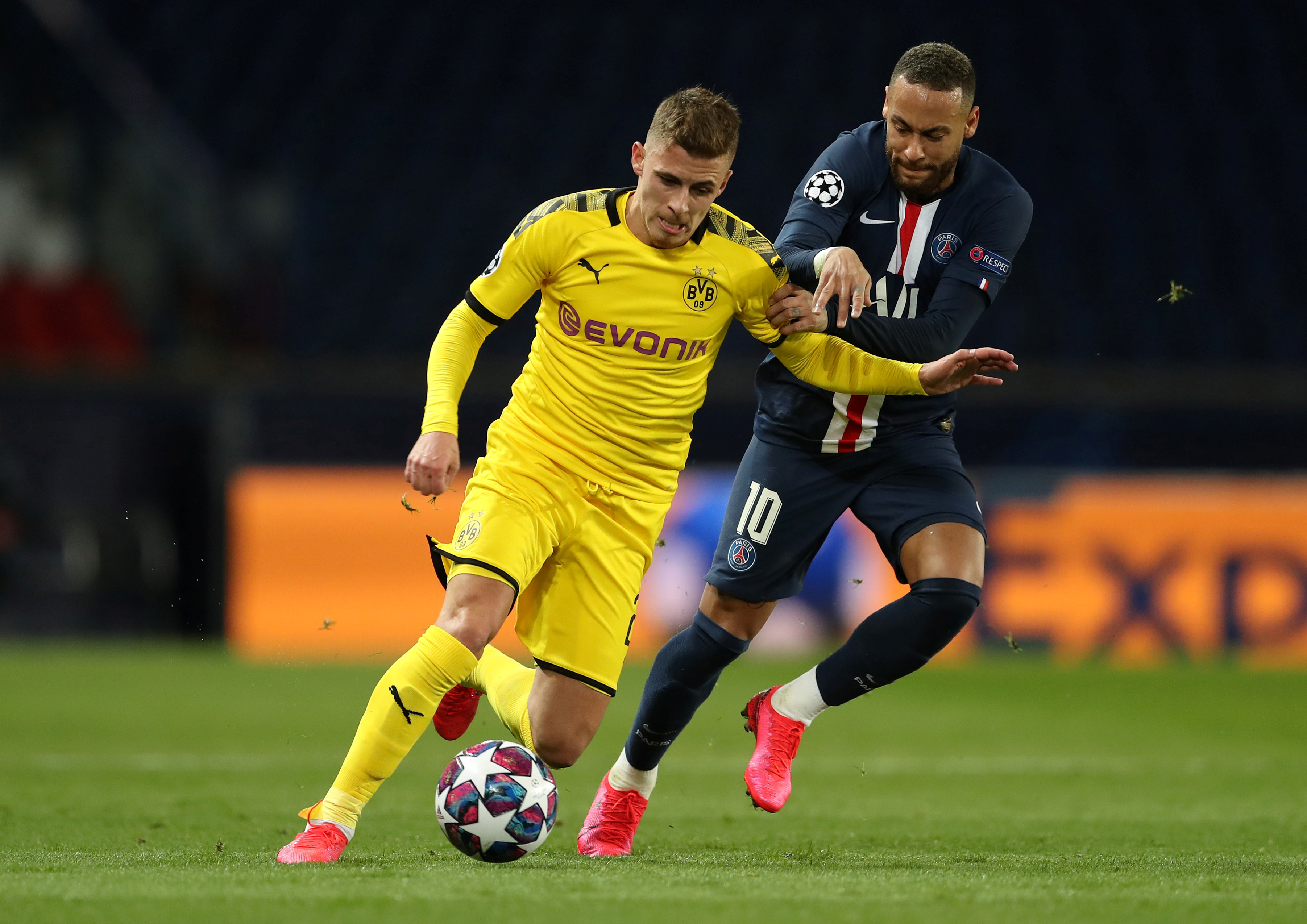 2020-03-11T205124Z_1431746658_RC2WHF9E4ZQE_RTRMADP_3_SOCCER-CHAMPIONS-PSG-DOR-REPORT