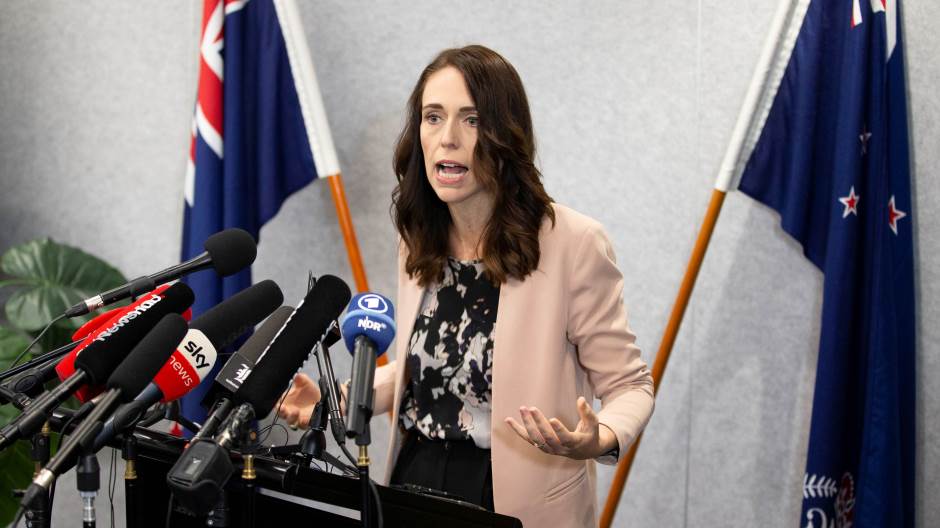 2020-03-13T005723Z_924284703_RC2OIF9G4GVK_RTRMADP_3_NEWZEALAND-SHOOTING-PRAYER