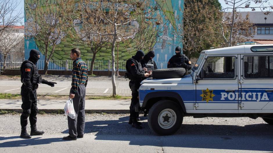 2020-03-16T143820Z_1911744342_RC22LF9UTD3E_RTRMADP_3_HEALTH-CORONAVIRUS-MONTENEGRO