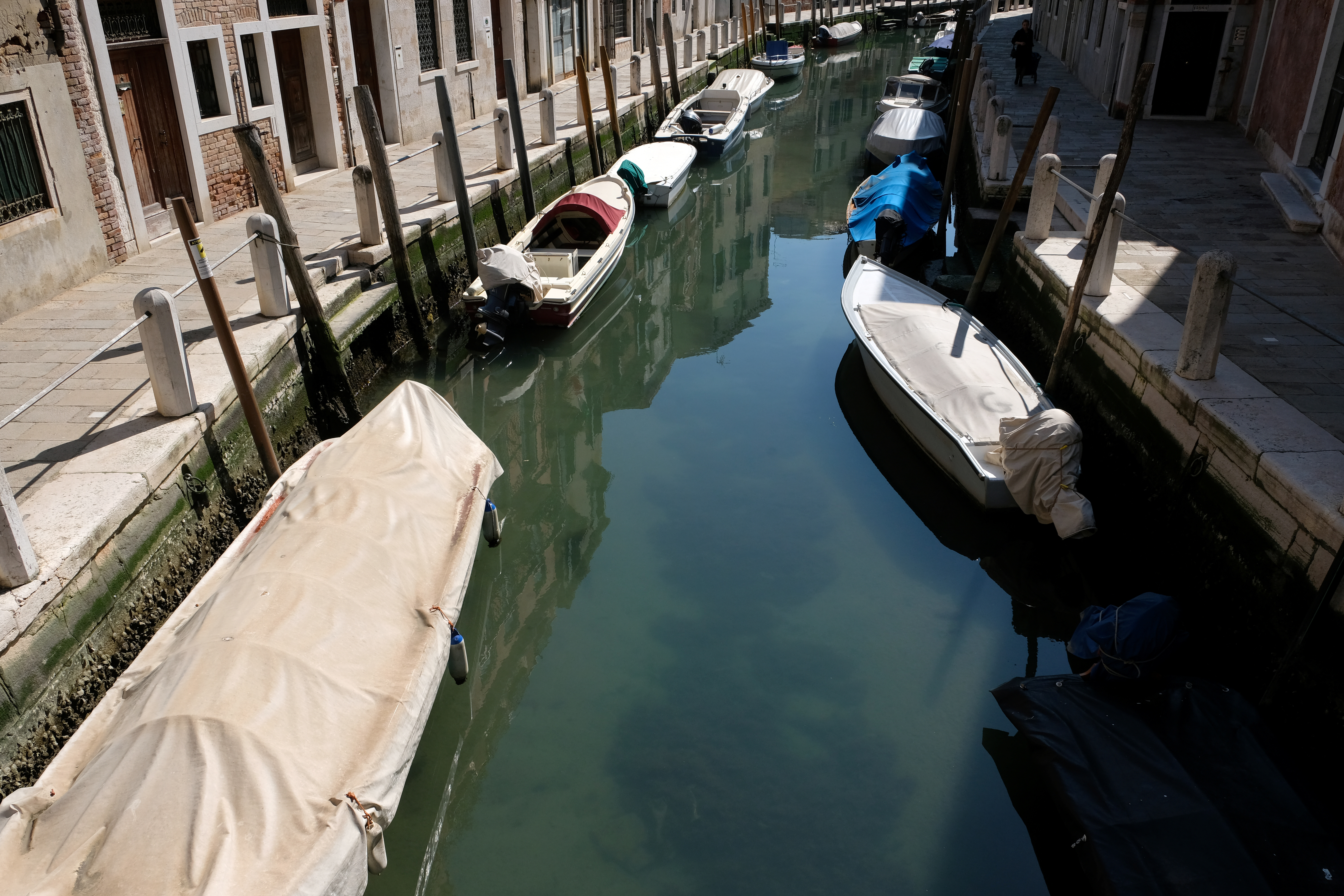 2020-03-18T135550Z_724950286_RC2DMF9RXJ4L_RTRMADP_3_HEALTH-CORONAVIRUS-ITALY-VENICE