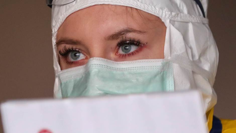 2020-03-27T200123Z_1970517058_RC2KSF92DZAH_RTRMADP_3_HEALTH-CORONAVIRUS-BELGIUM