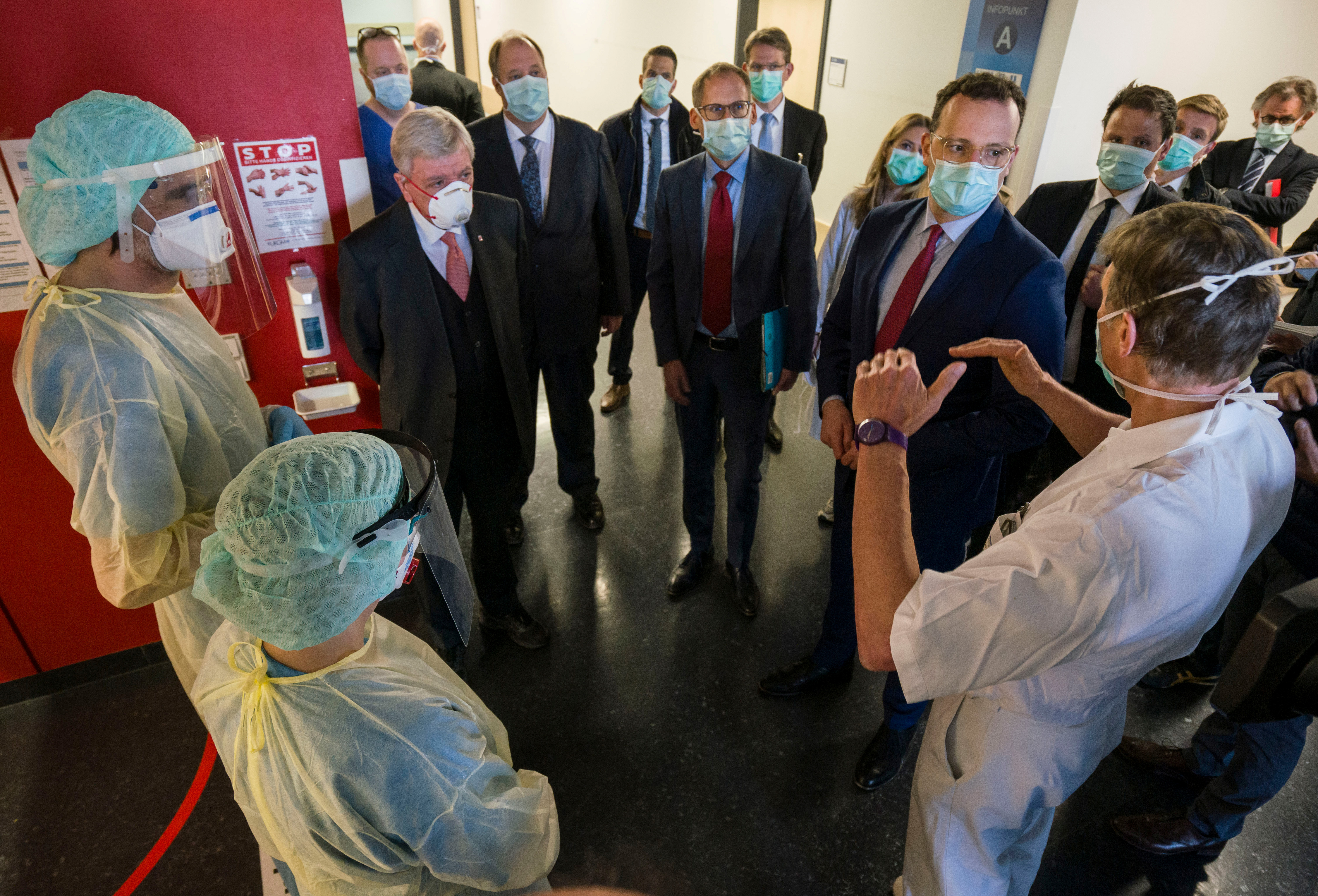 2020-04-14T093253Z_2076069296_RC294G9ZZUR5_RTRMADP_3_HEALTH-CORONAVIRUS-GERMANY