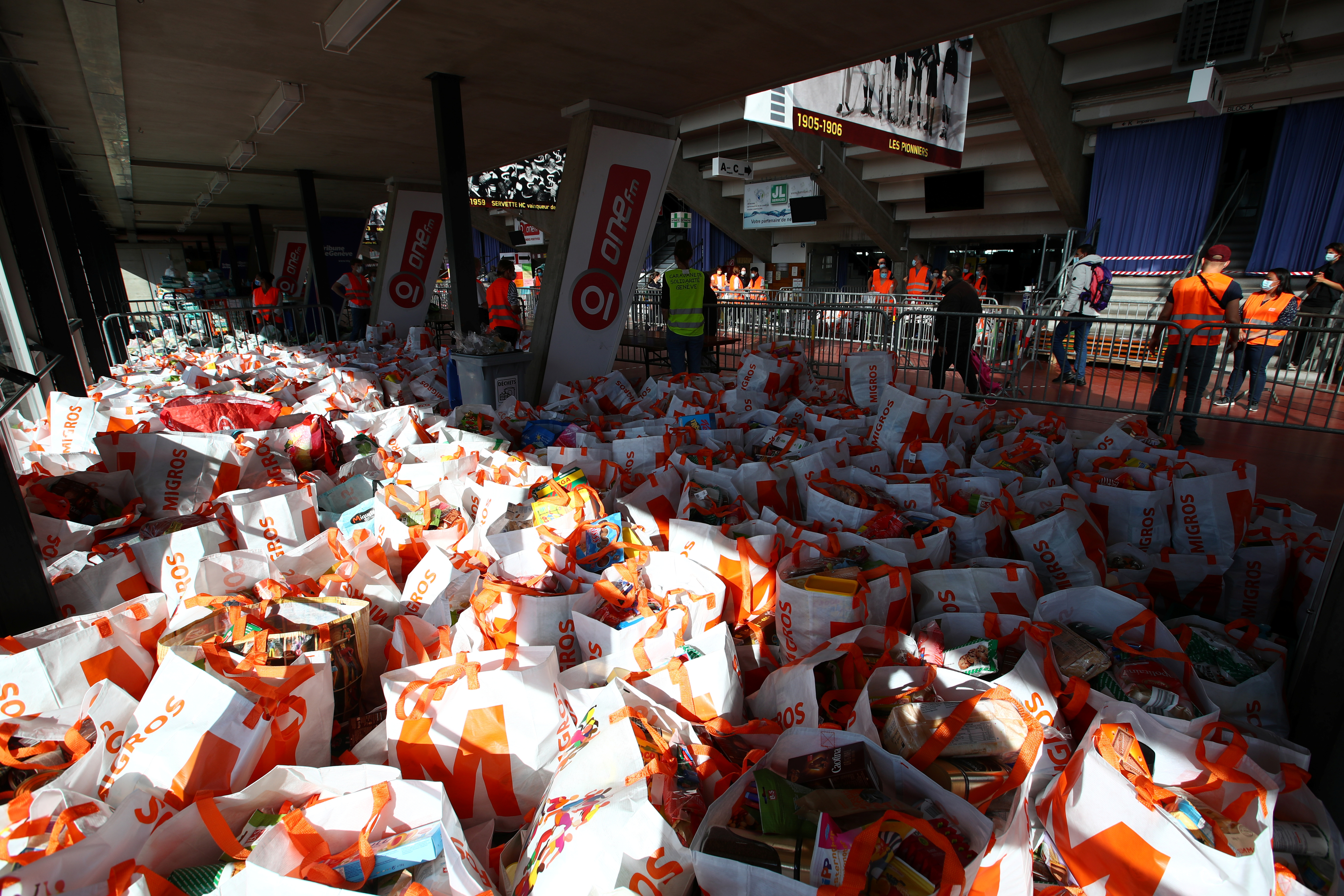 2020-05-09T090526Z_75369792_RC2XKG9XMM5R_RTRMADP_3_HEALTH-CORONAVIRUS-SWISS-FOOD