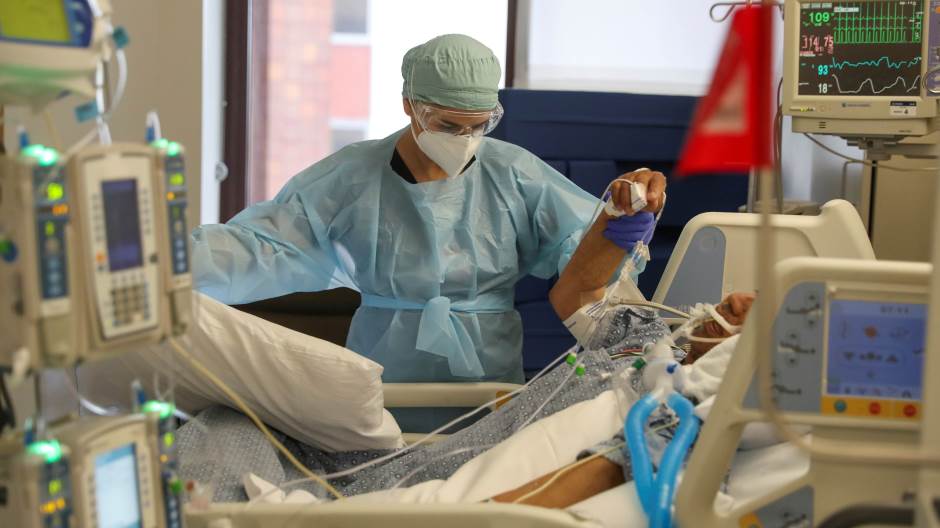 2020-06-12T000000Z_2061317998_RC2Z7H9VVC5M_RTRMADP_3_HEALTH-CORONAVIRUS-USA