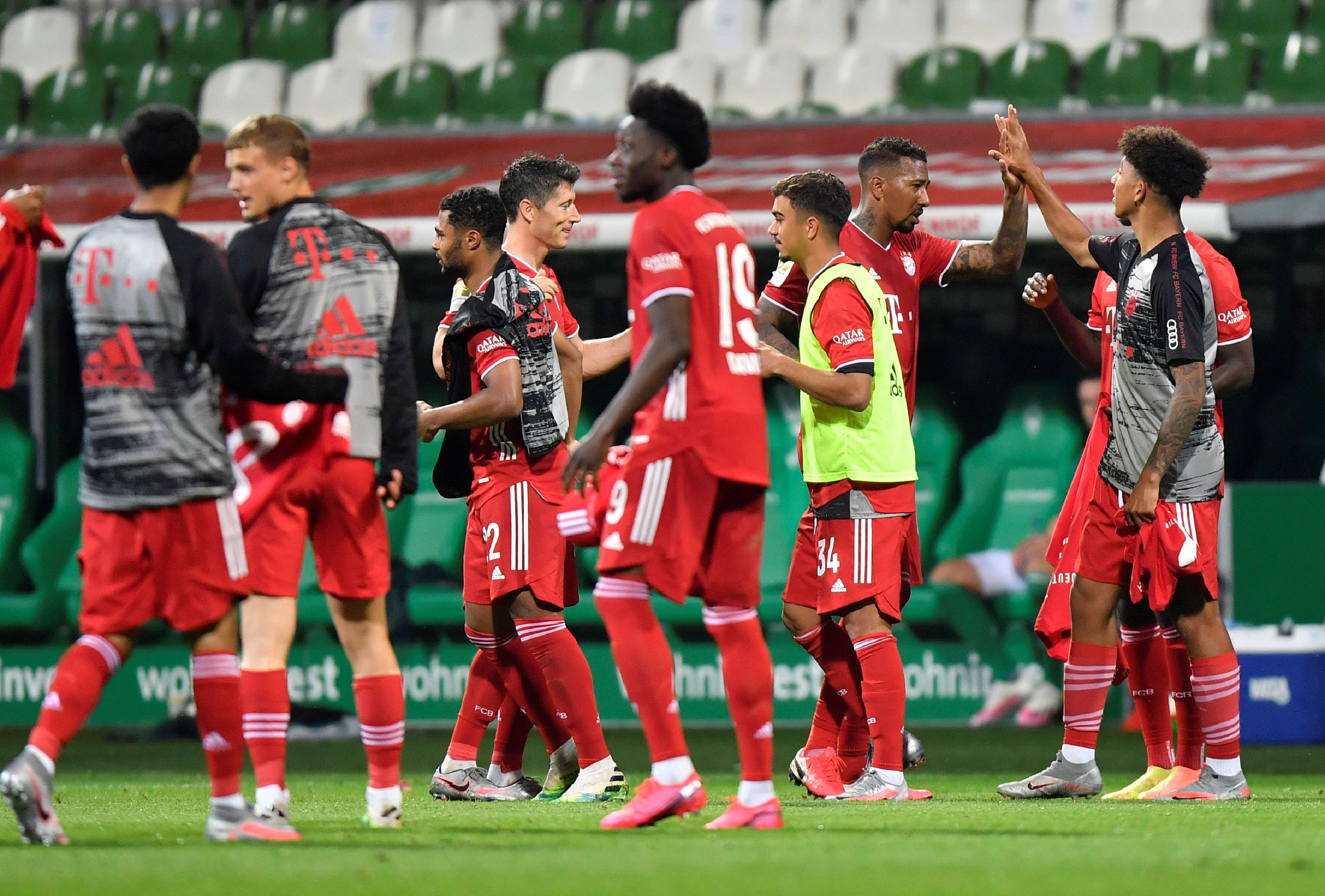 2020-06-16T203344Z_2122431462_RC2KAH9J8VOM_RTRMADP_3_SOCCER-GERMANY-SVW-BAY-REPORT