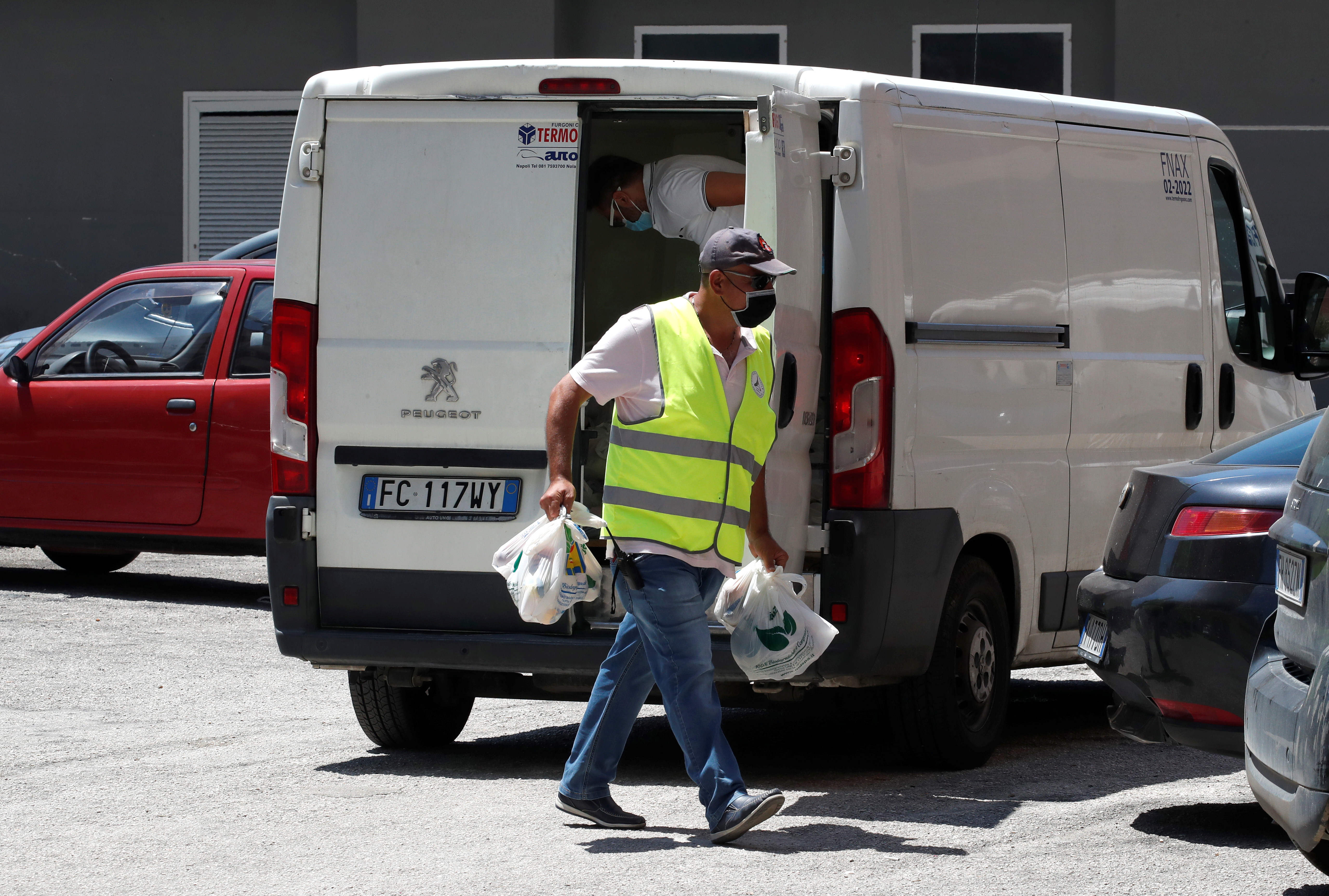 2020-06-26T000000Z_687563050_RC2ZGH9XRAFC_RTRMADP_3_HEALTH-CORONAVIRUS-ITALY