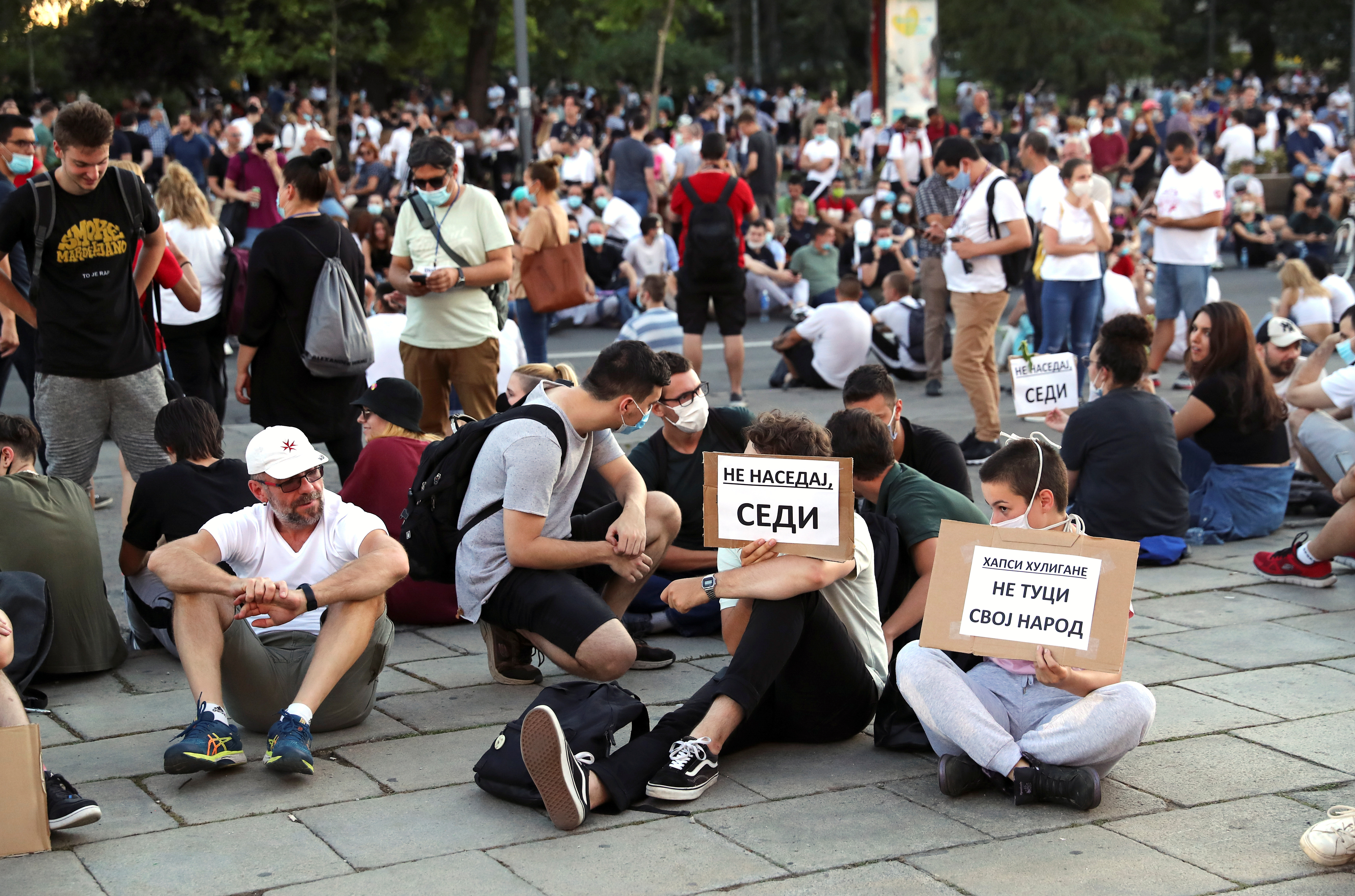 2020-07-09T181143Z_946025374_RC2UPH9ZFKAW_RTRMADP_3_HEALTH-CORONAVIRUS-SERBIA-PROTESTS