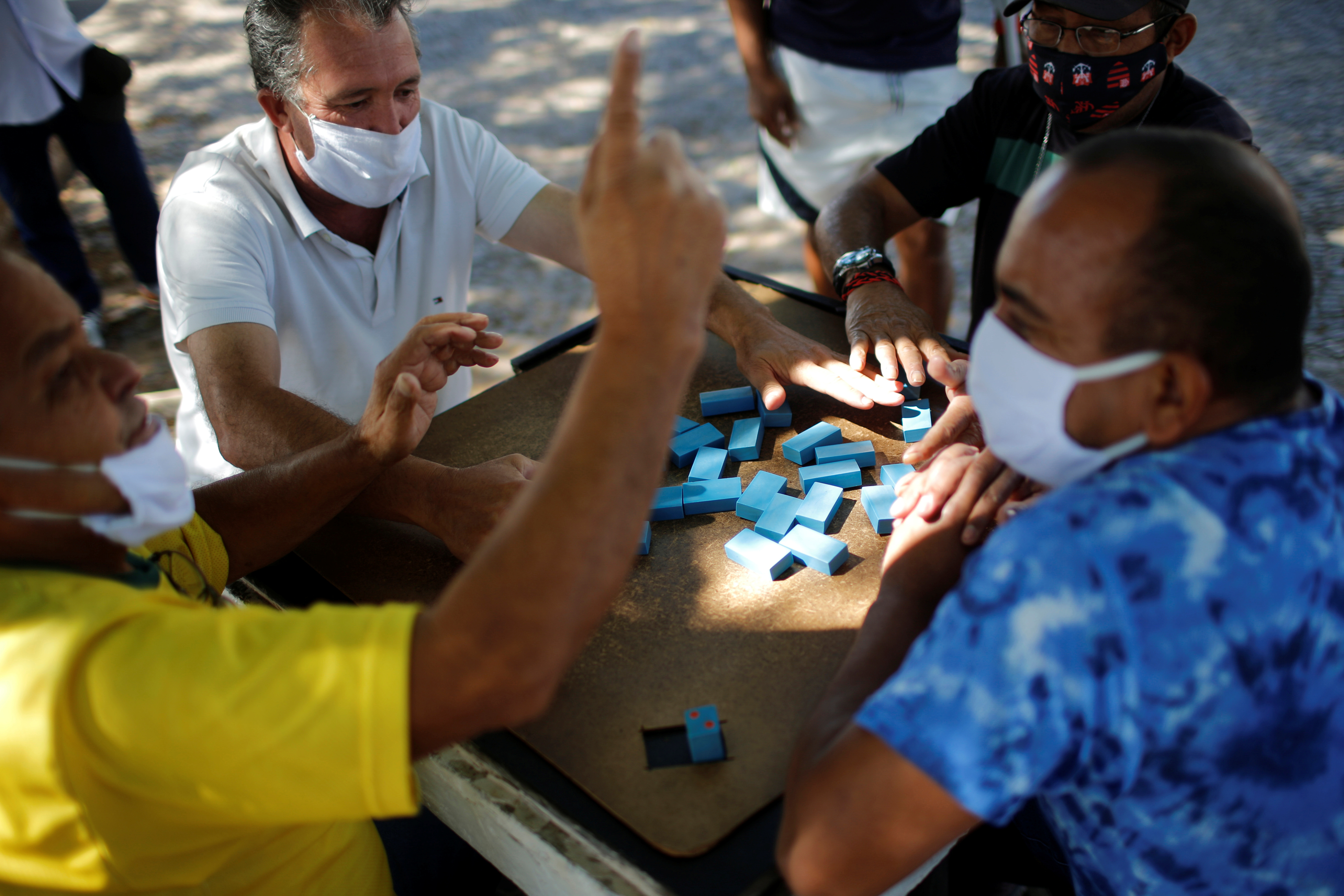 2020-07-10T000000Z_572793637_RC2CQH9FCVFP_RTRMADP_3_HEALTH-CORONAVIRUS-BRAZIL-BRASILIA