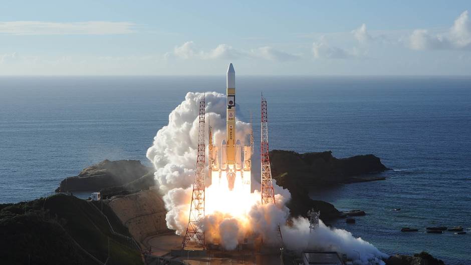 2020-07-20T035830Z_1086568632_RC2RWH9NXLGP_RTRMADP_3_SPACE-EXPLORATION-EMIRATES-JAPAN