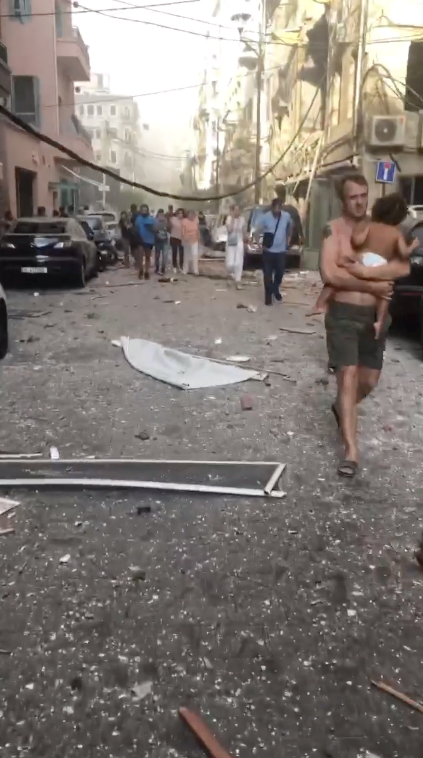 2020-08-04T201733Z_188509306_RC287I9N8O92_RTRMADP_3_LEBANON-SECURITY-BLAST