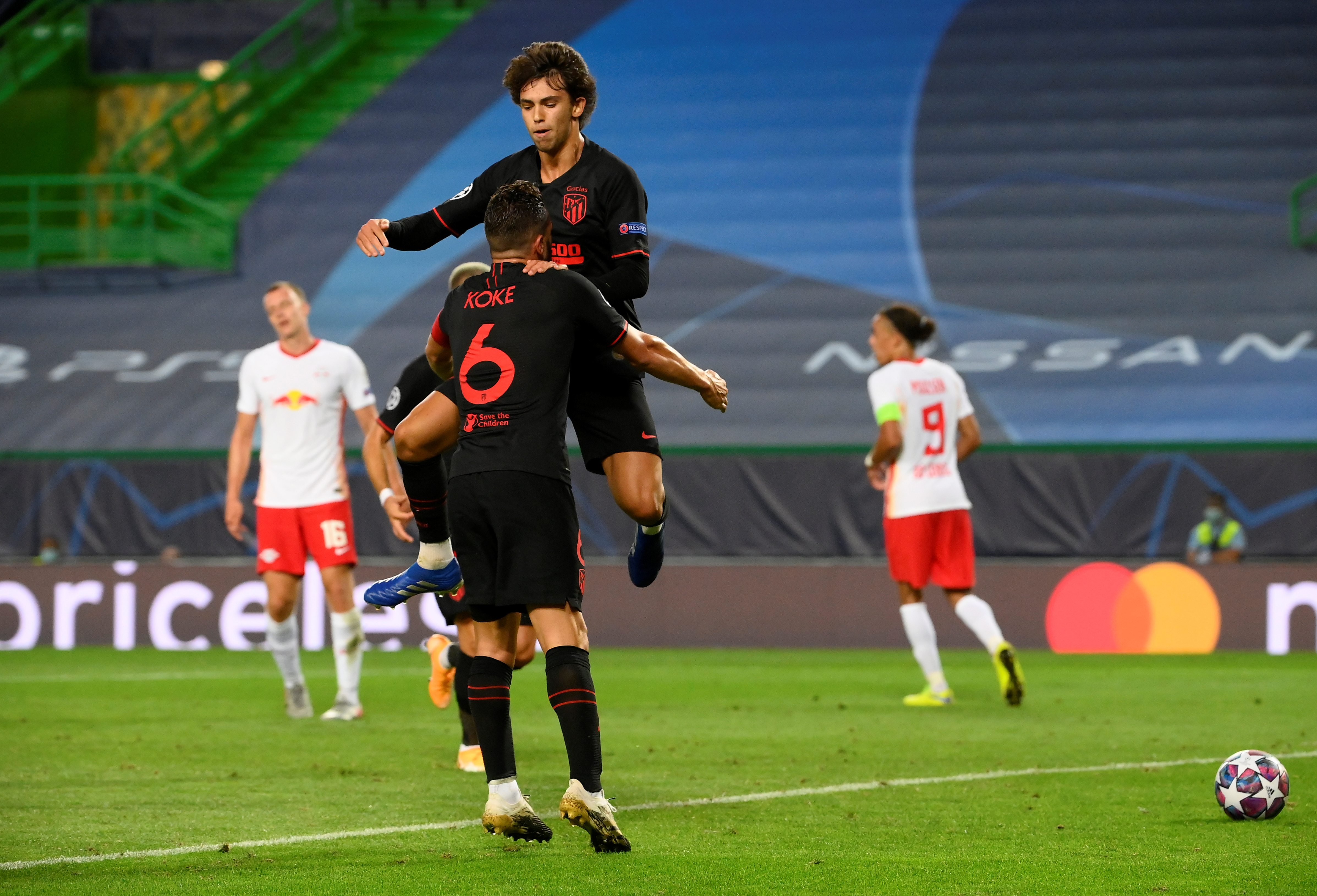 2020-08-13T203608Z_1559518407_RC28DI9YO9Z7_RTRMADP_3_SOCCER-CHAMPIONS-RBL-ATM-REPORT