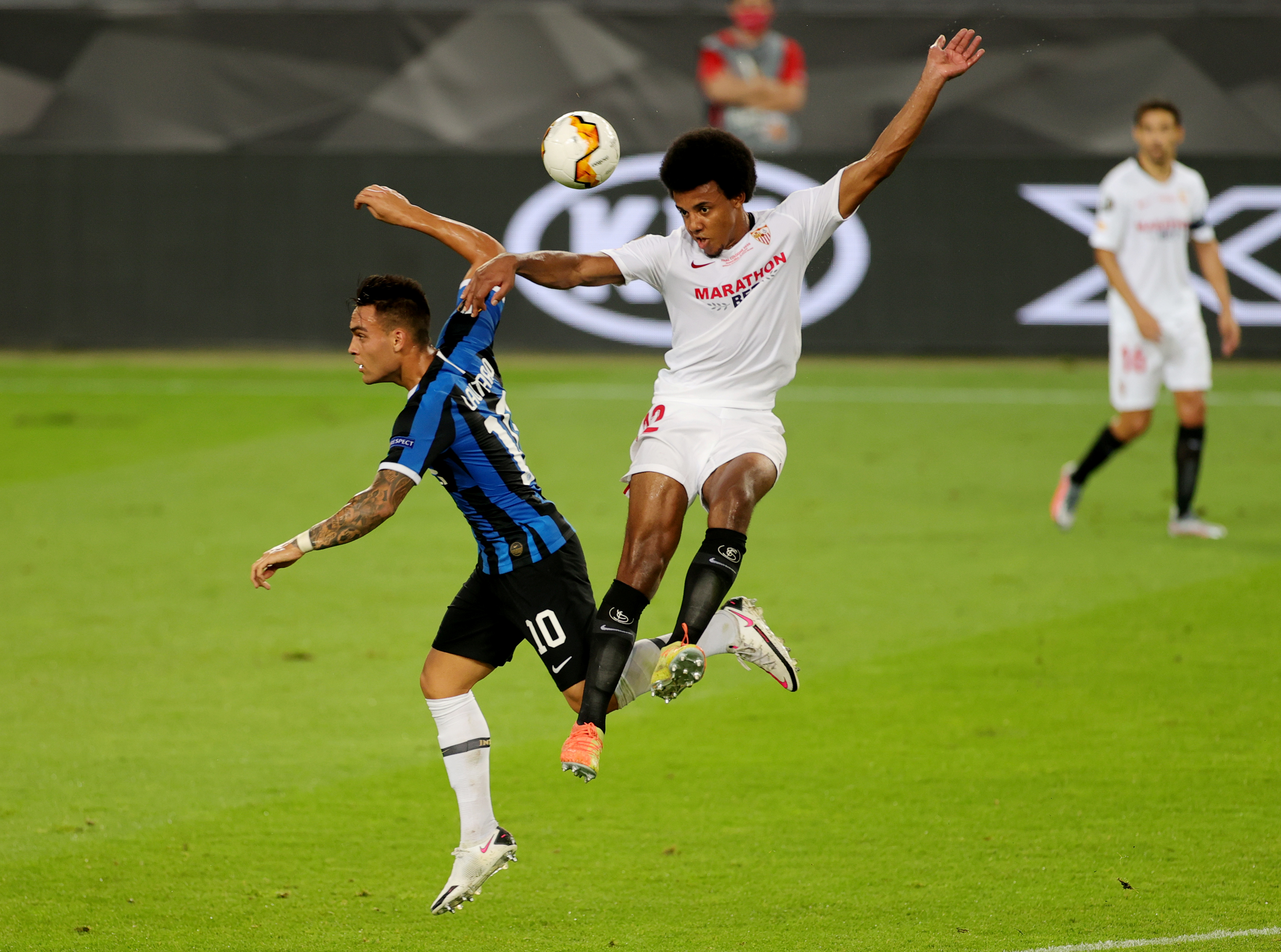 2020-08-21T193512Z_1952608840_RC2JII9XTOB1_RTRMADP_3_SOCCER-EUROPA-SEV-INT-REPORT