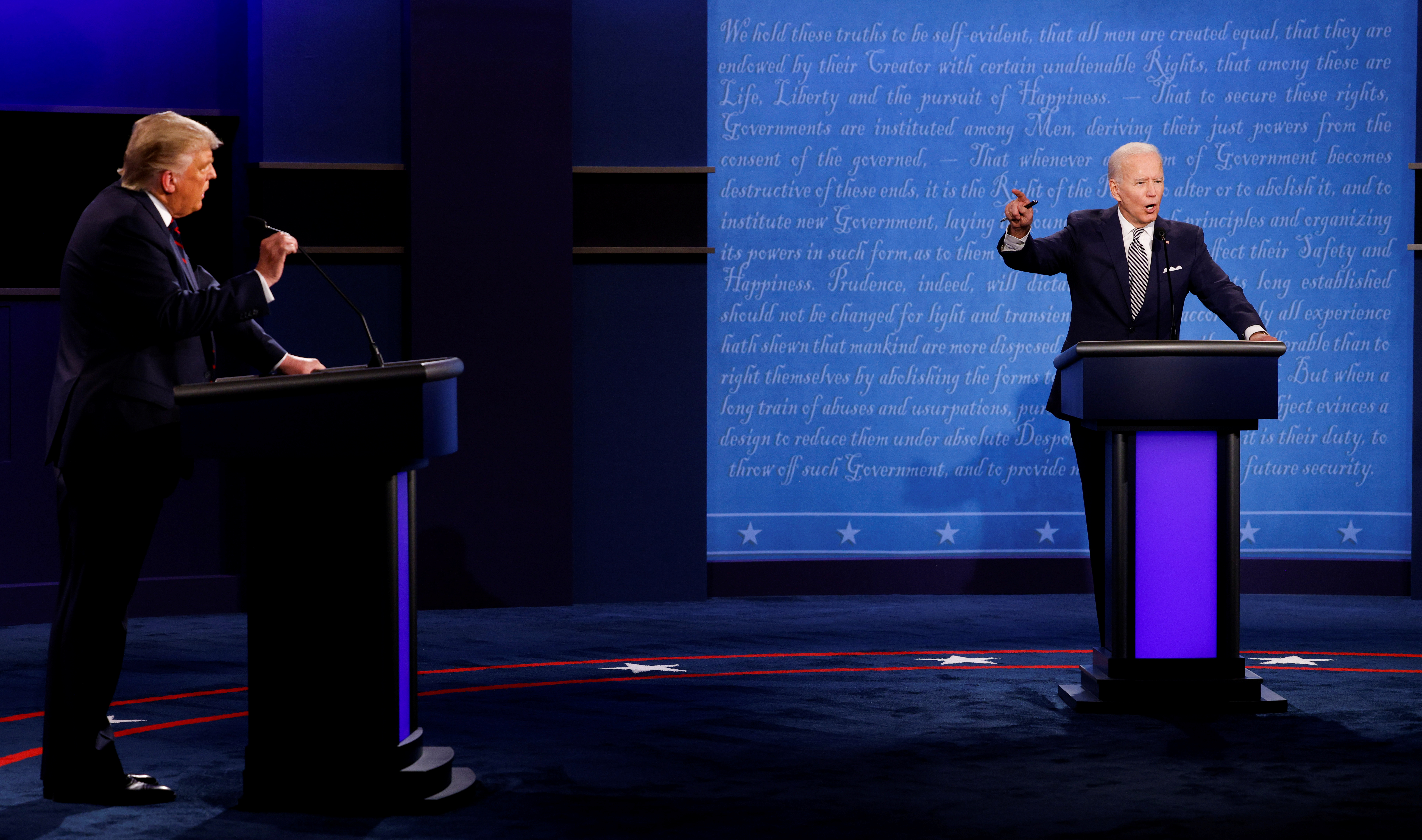 2020-09-30T023538Z_1299568783_RC2Q8J9IOGBP_RTRMADP_3_USA-ELECTION-DEBATE