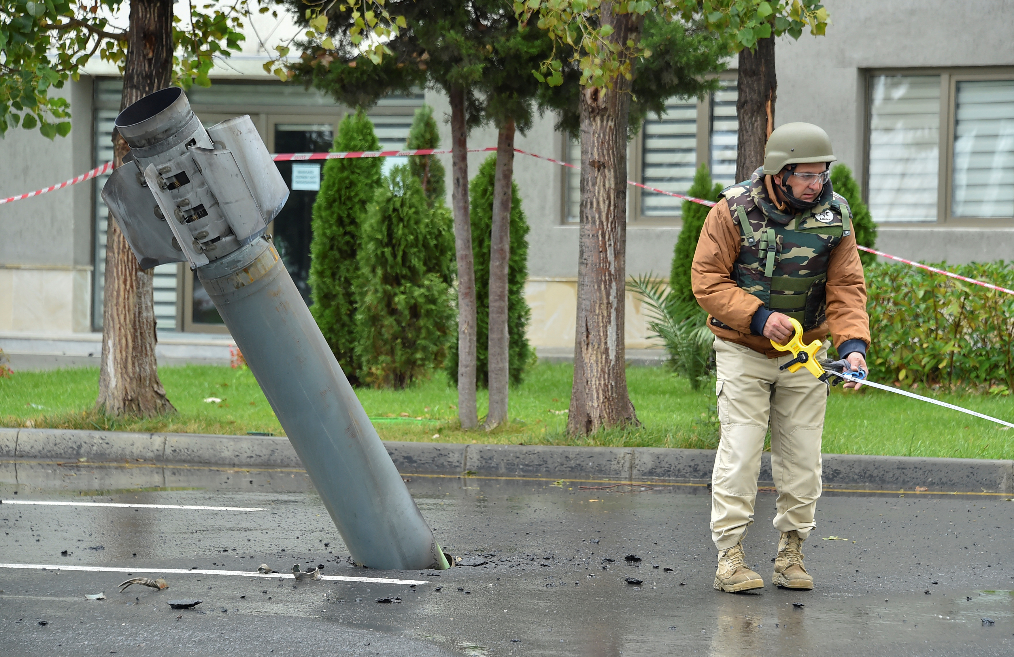 2020-10-05T124014Z_4336864_RC2CCJ9SAIX8_RTRMADP_3_ARMENIA-AZERBAIJAN