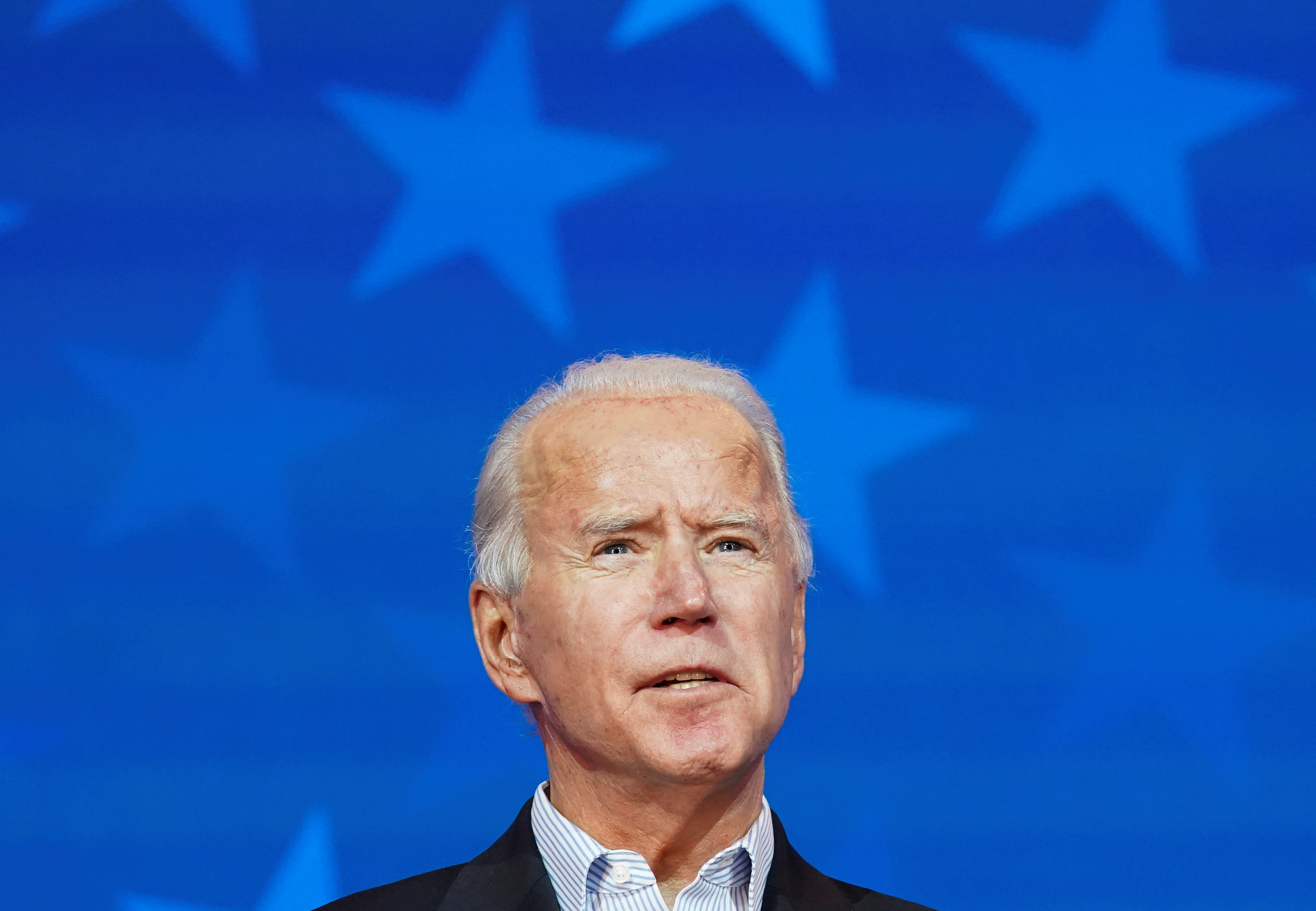 2020-11-05T213243Z_1459289731_RC29XJ9A2NPC_RTRMADP_3_USA-ELECTION-BIDEN