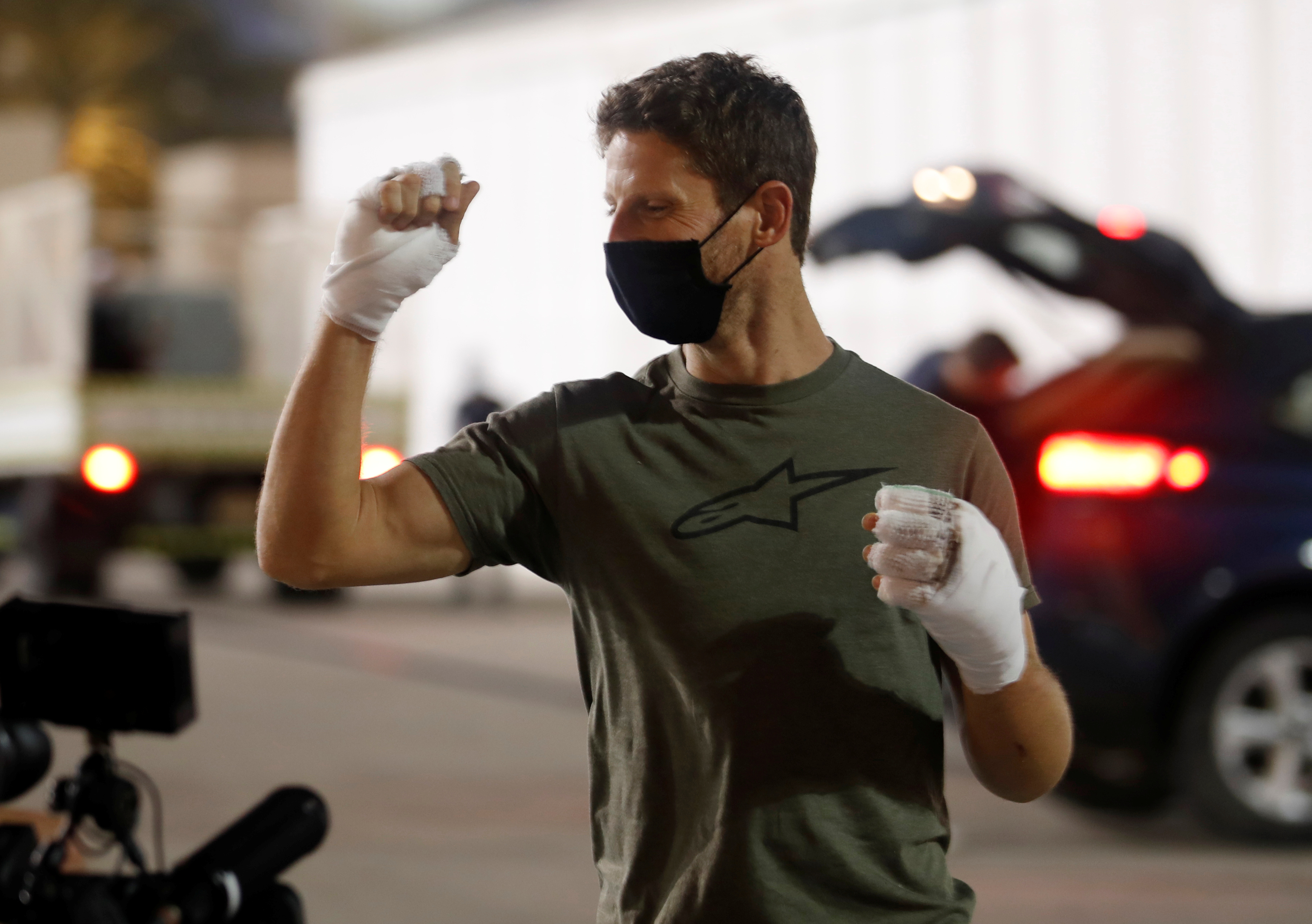 2020-12-03T154522Z_107885280_RC2RFK992EKT_RTRMADP_3_MOTOR-F1-SAKHIR