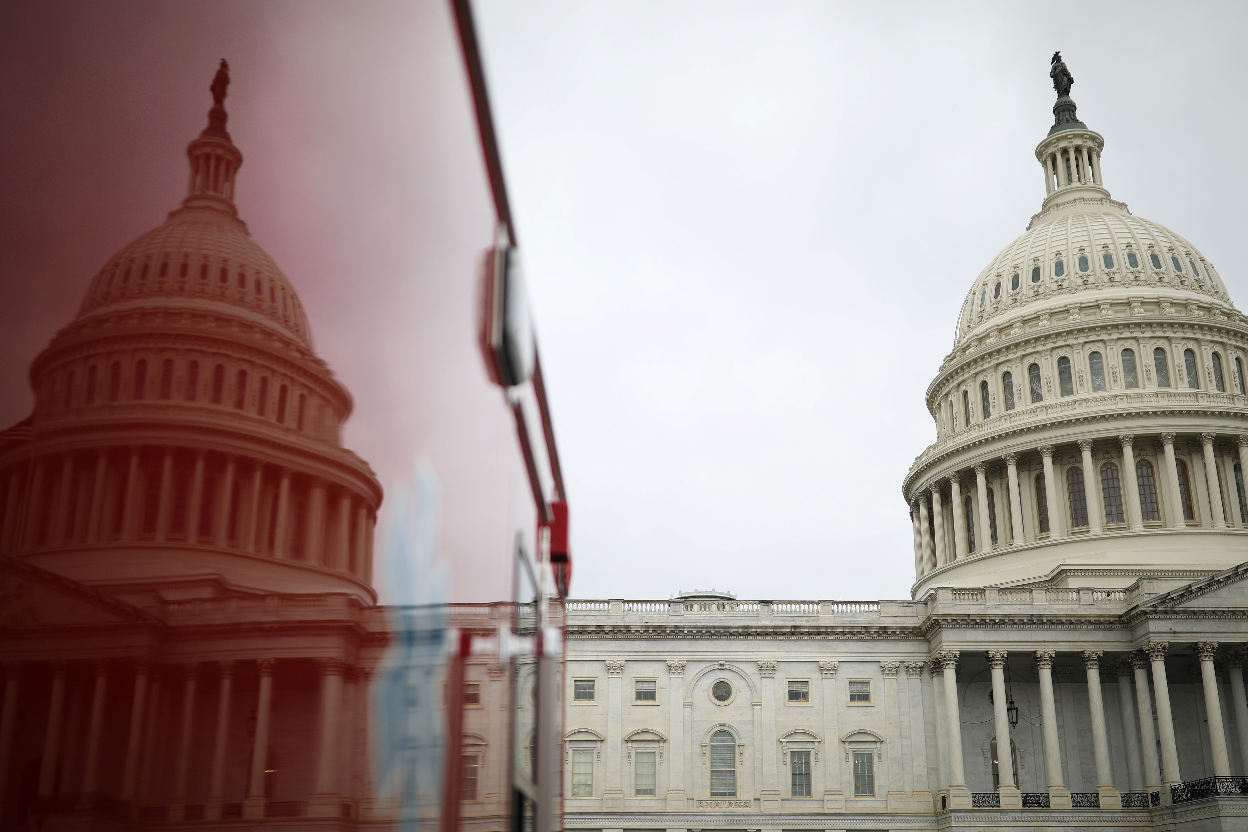 2020-12-04T164202Z_620165953_RC2GGK9DI0Z7_RTRMADP_3_USA-CONGRESS