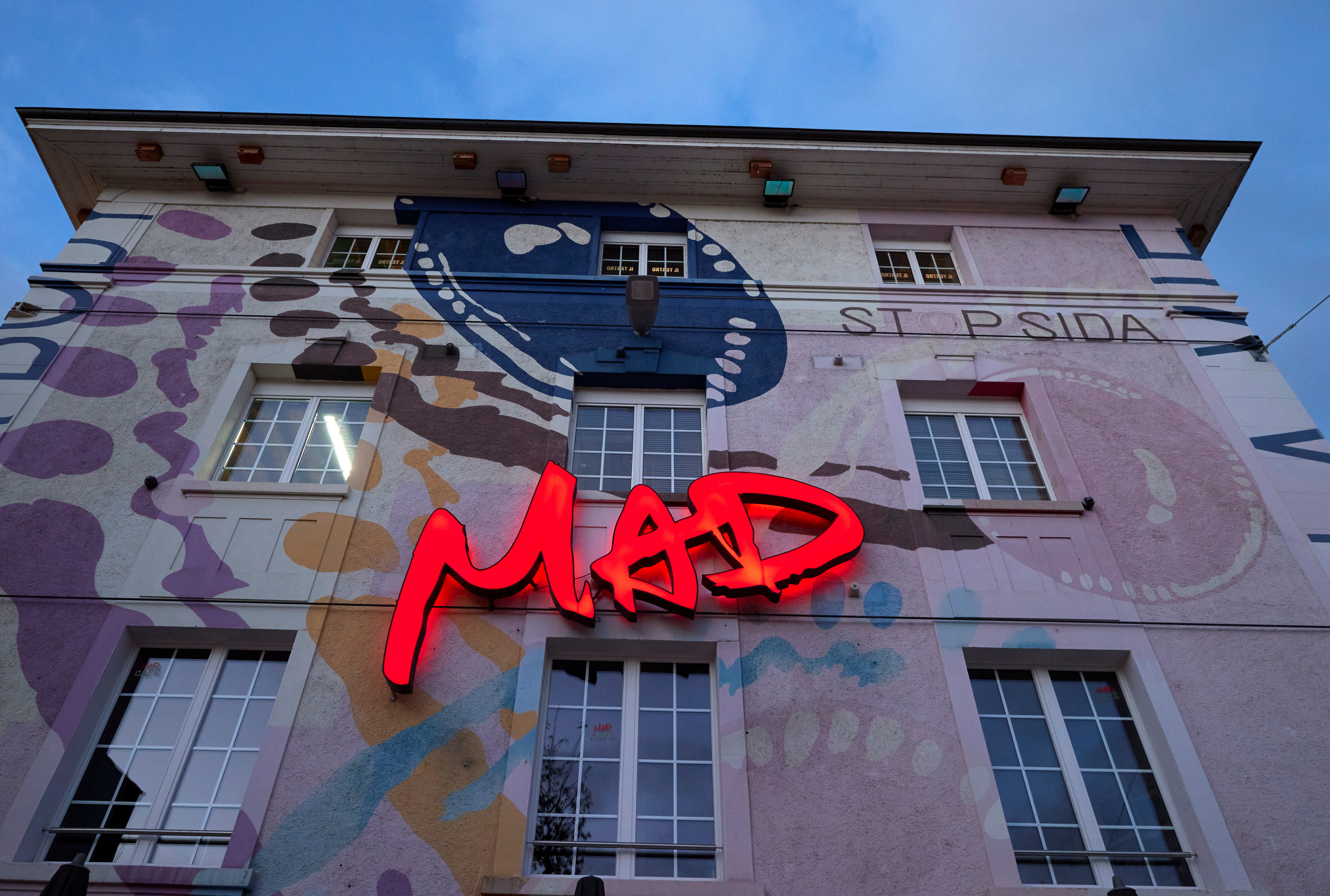 REUTERS/Denis Balibouse