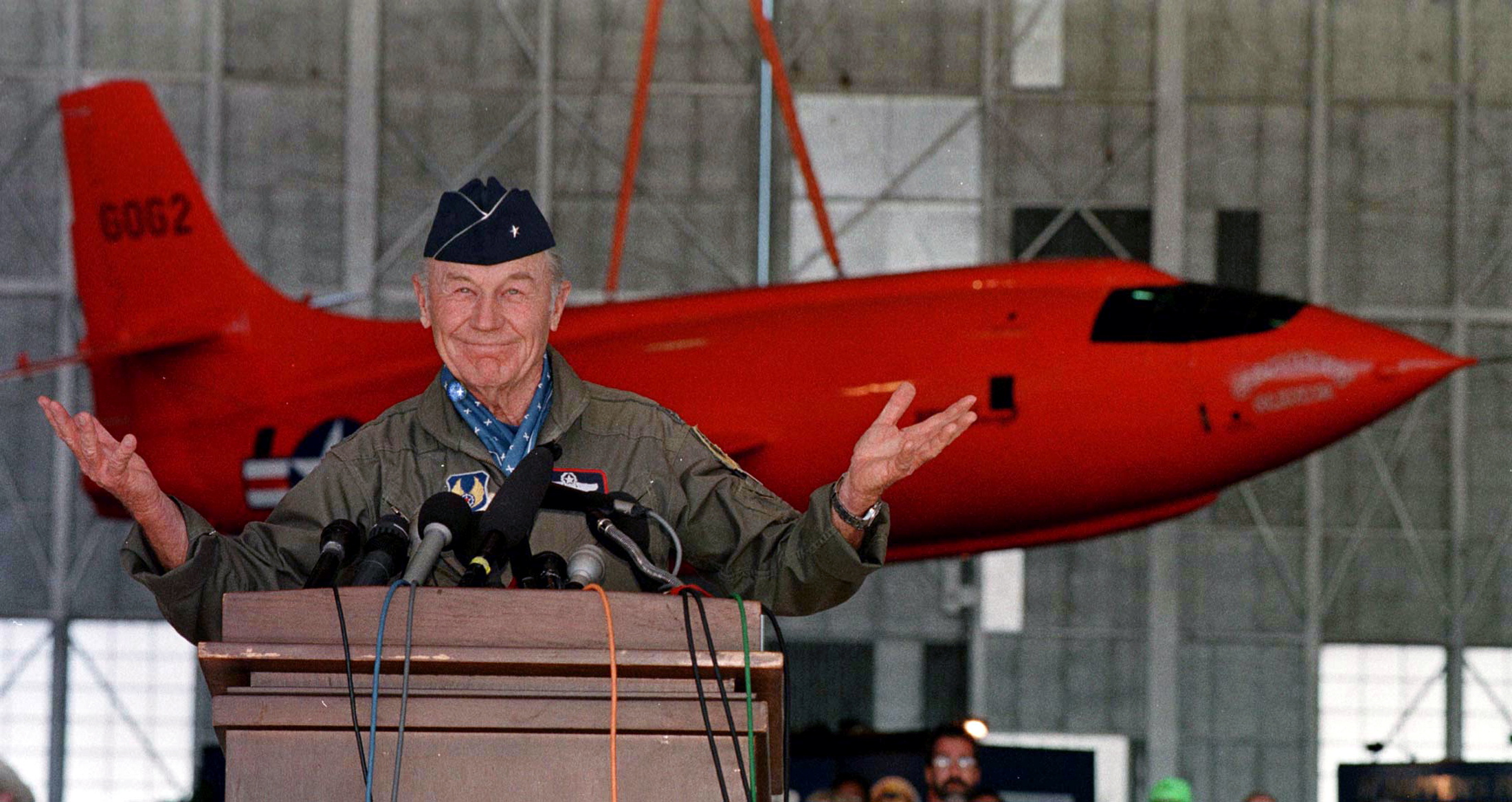 2020-12-08T043905Z_1300741939_RC2SIK9XI4UA_RTRMADP_3_PEOPLE-CHUCK-YEAGER