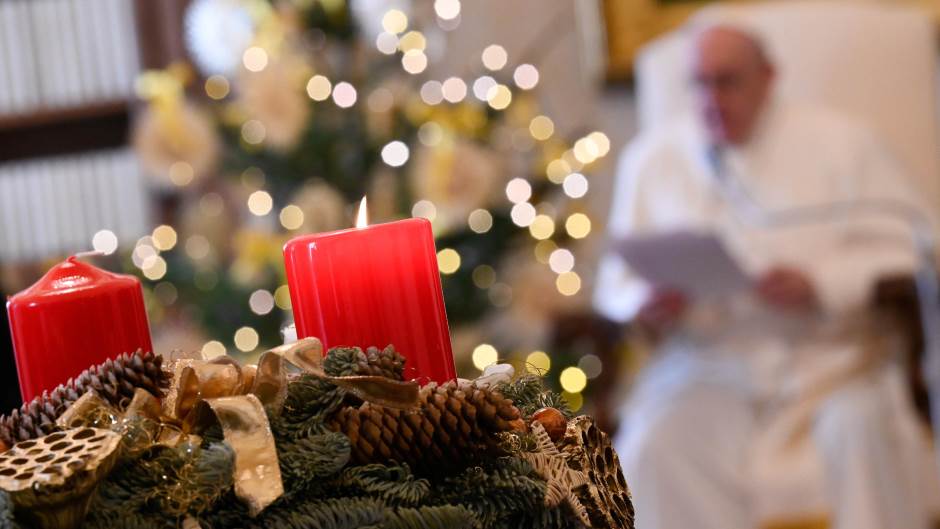 2020-12-16T095210Z_375298287_RC29OK9KN1GL_RTRMADP_3_HEALTH-CORONAVIRUS-POPE