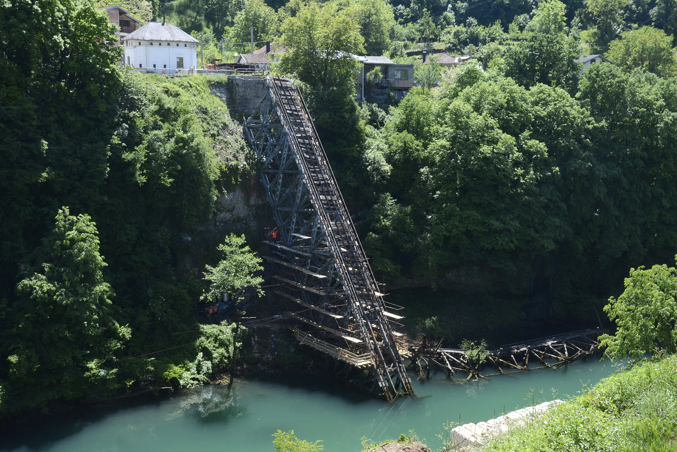 20200512_2_42384109_54811641