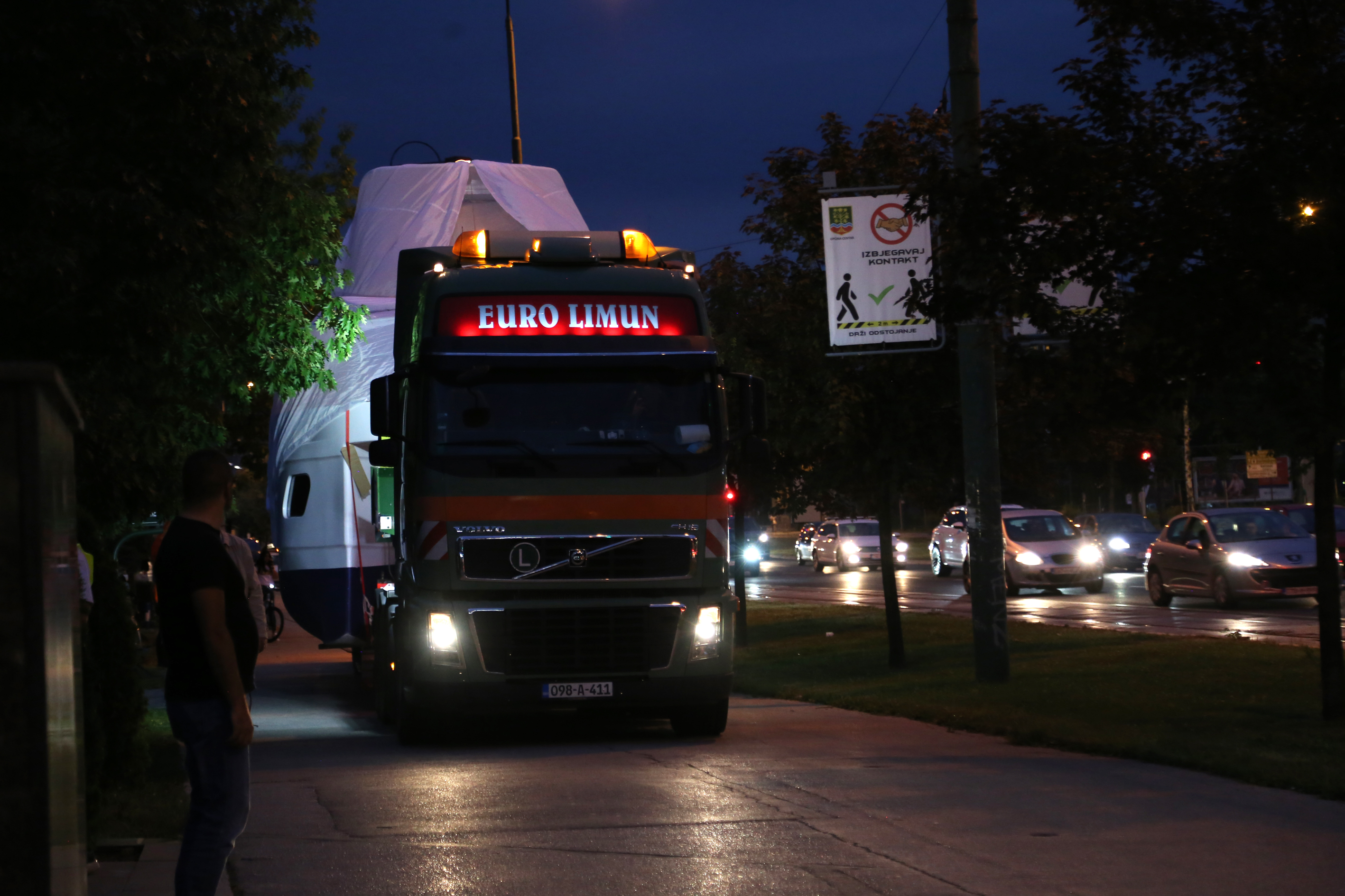 20200704_2_43288749_56446329