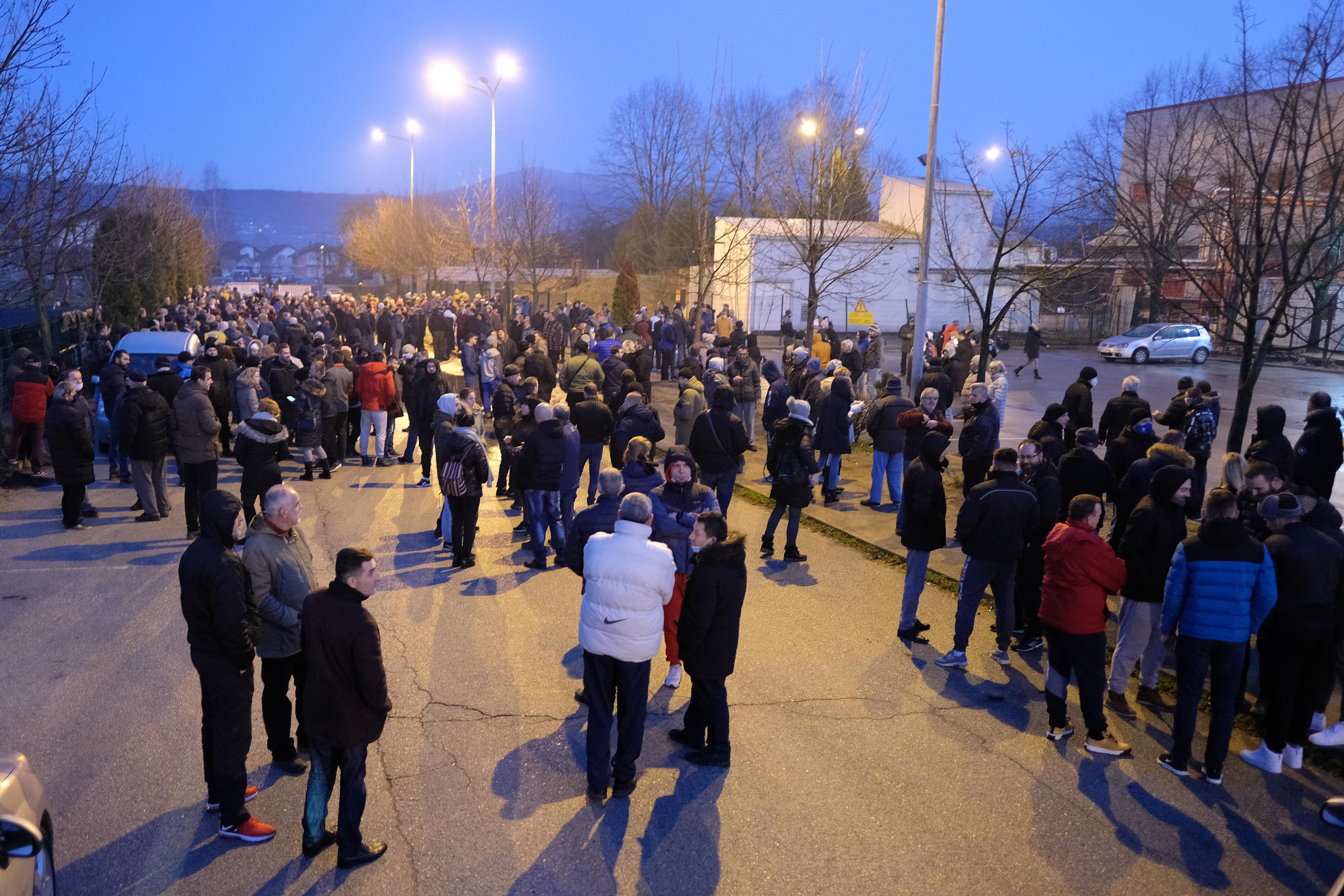 Bihać: Građani na protestu izrazili negodovanje zbog odluke o smještaju migranata u "Biru"