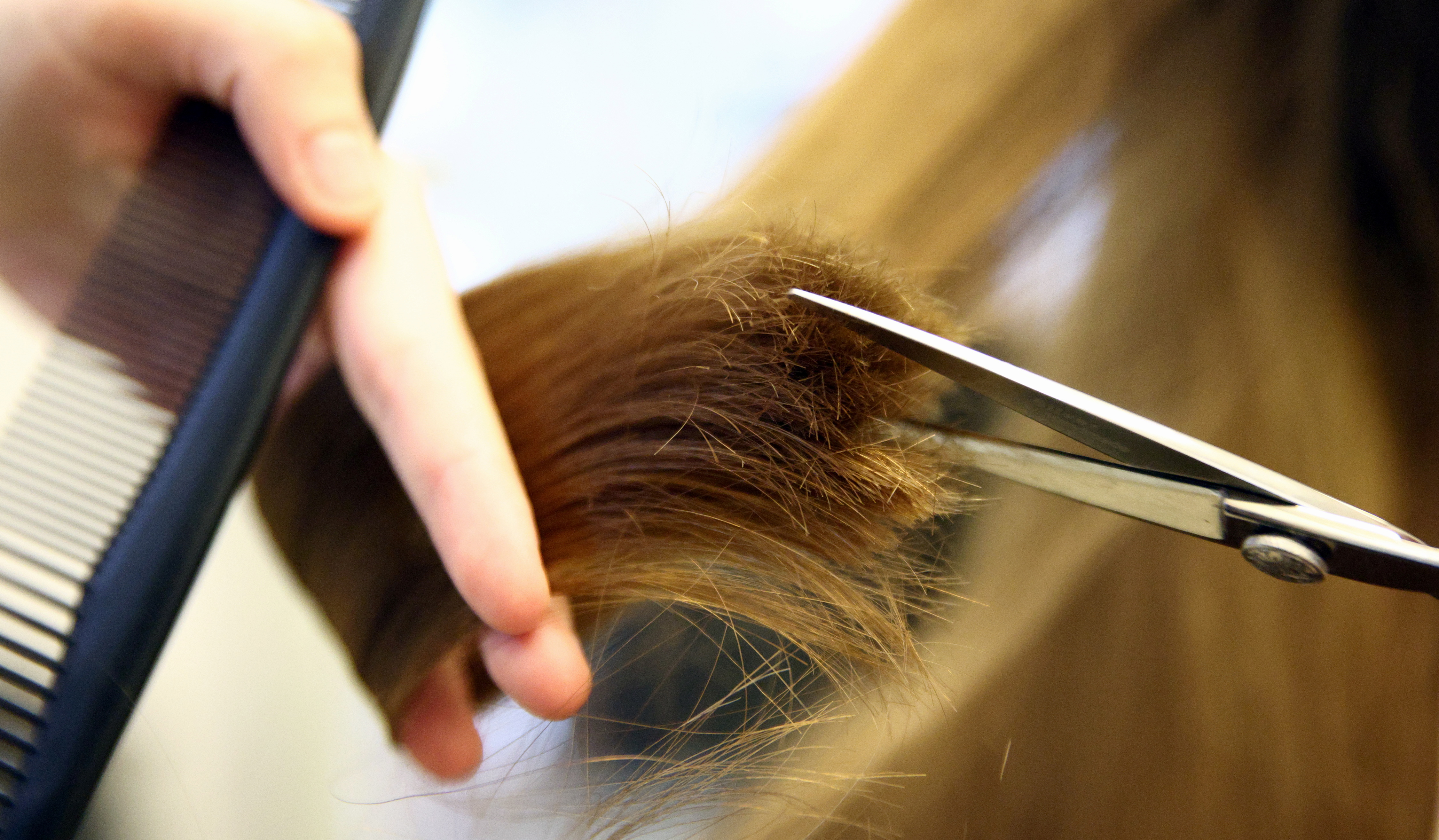 Hairdresser open after third national lockdown was loosened in Austria