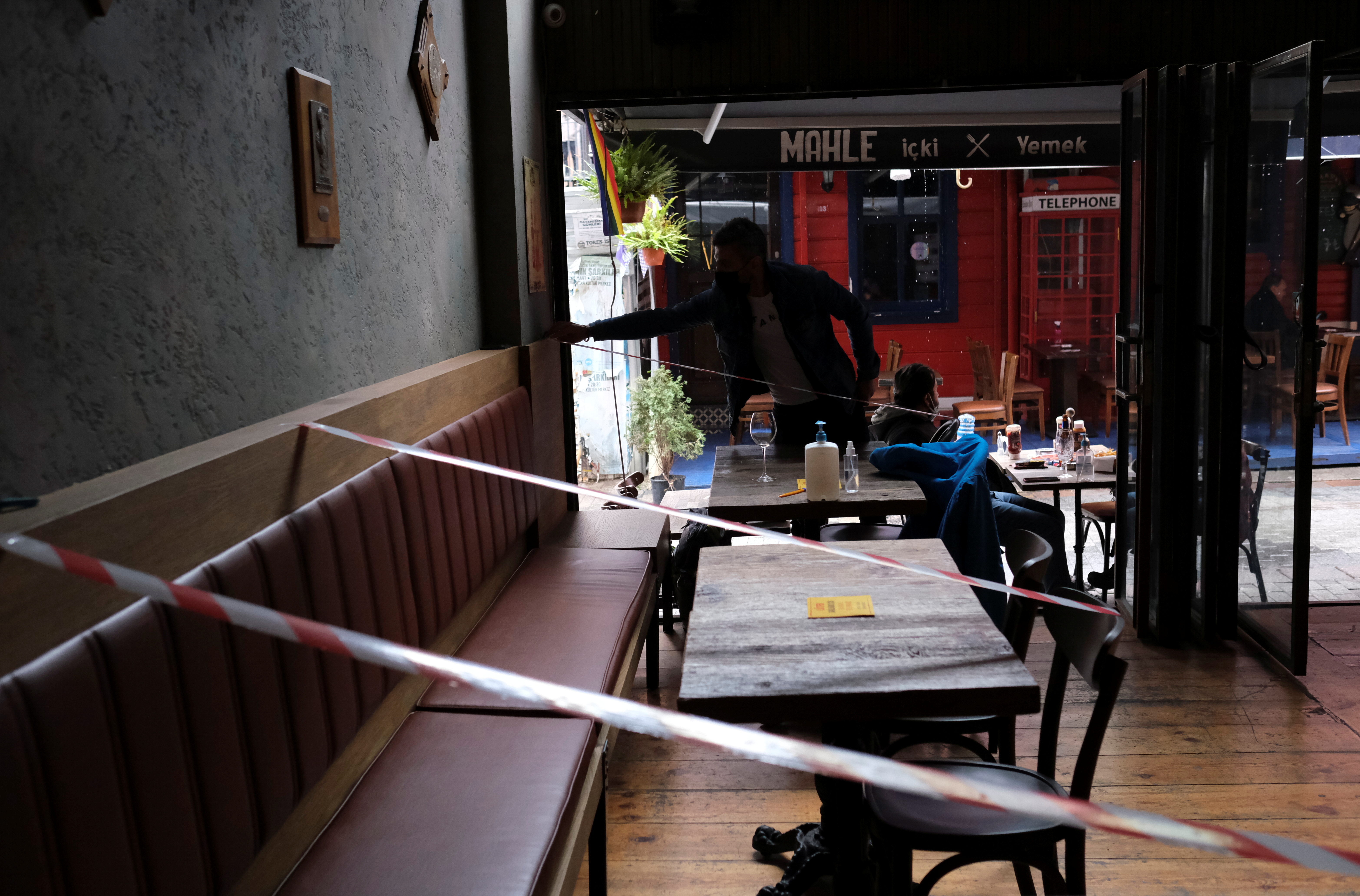 Outbreak of the coronavirus disease (COVID-19) in Istanbul