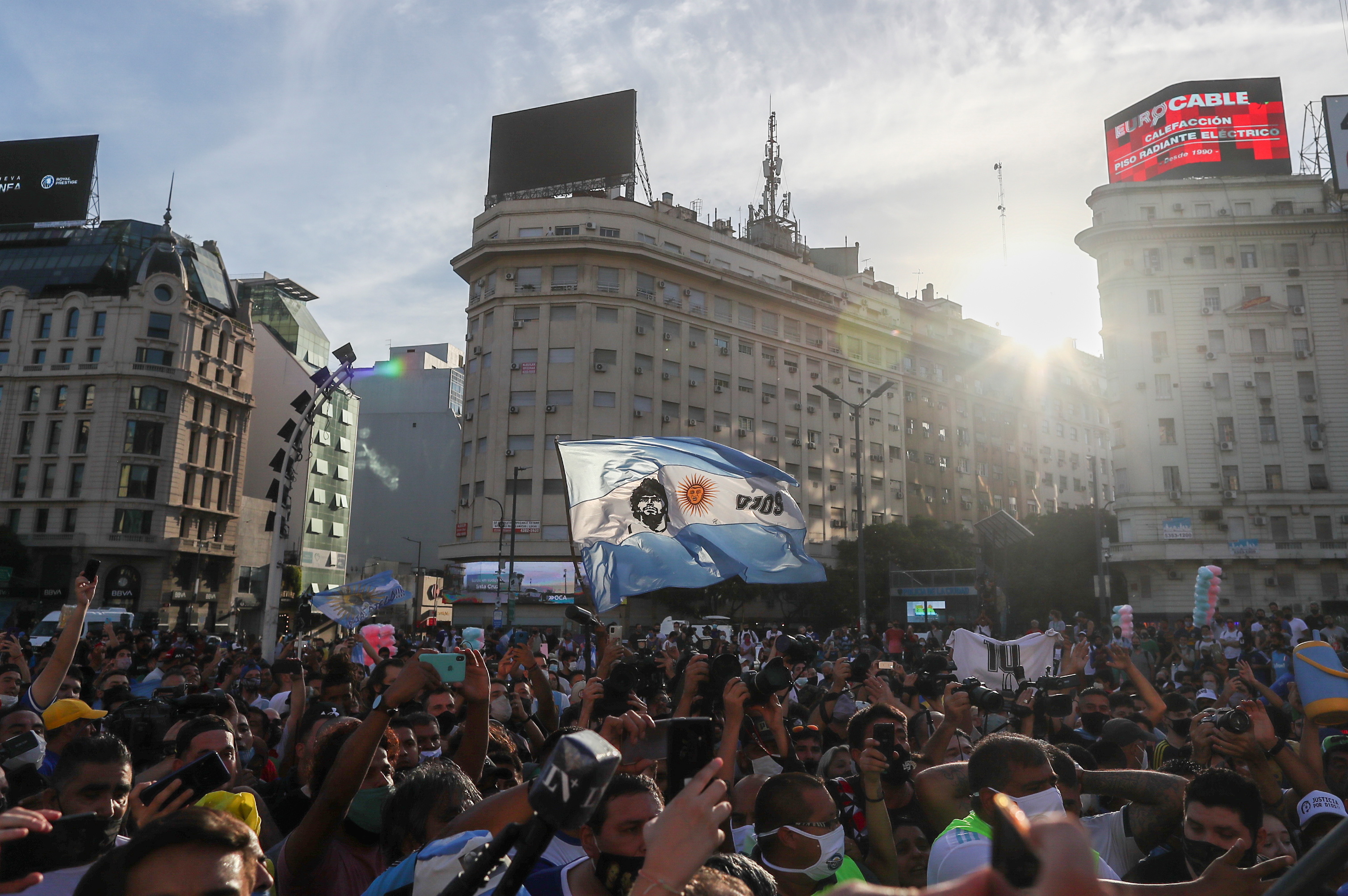 Diego Maradona Argentina protesti