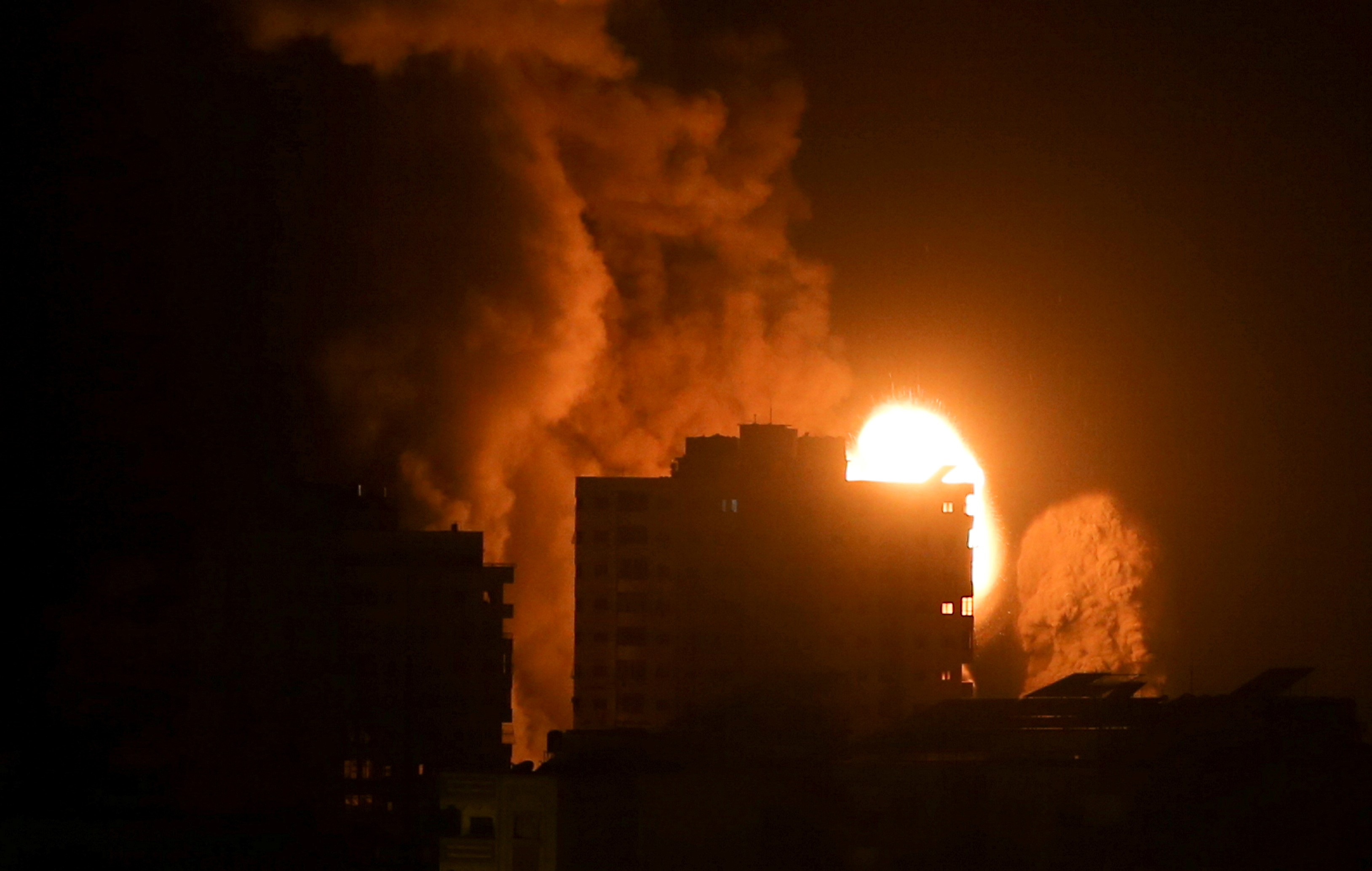 Israeli-Palestinian fighting enters second week