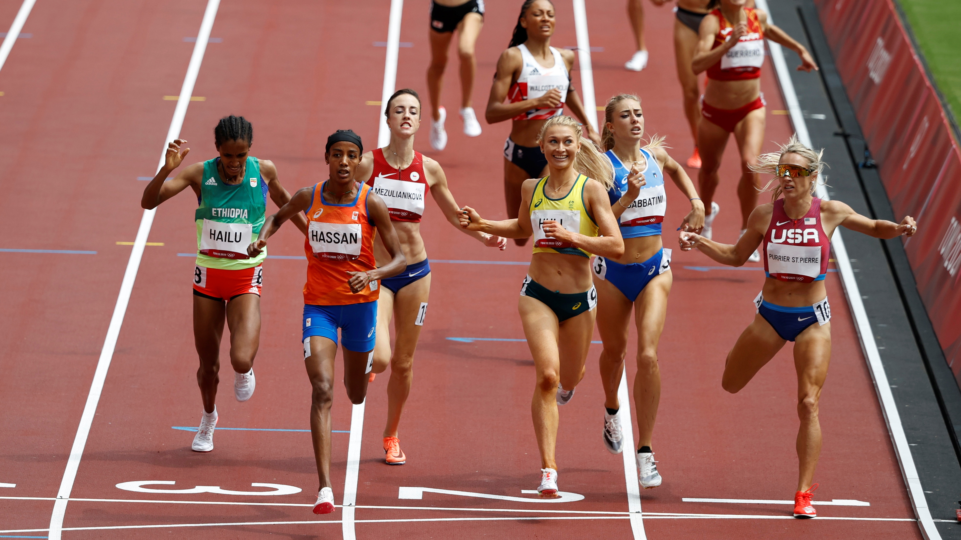 Athletics - Women's 1500m - Round 1