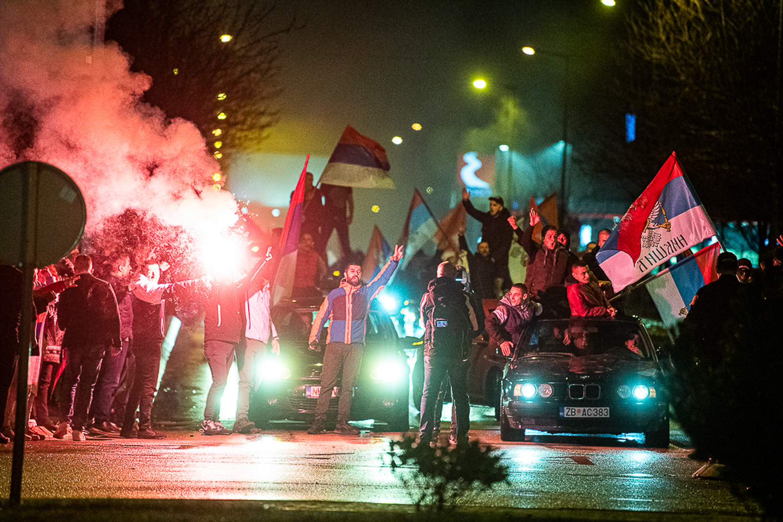 Crna Gora: Pobjeda opozicije u Nikšiću proslavljena uz trobojke i pjesme o Kosovu