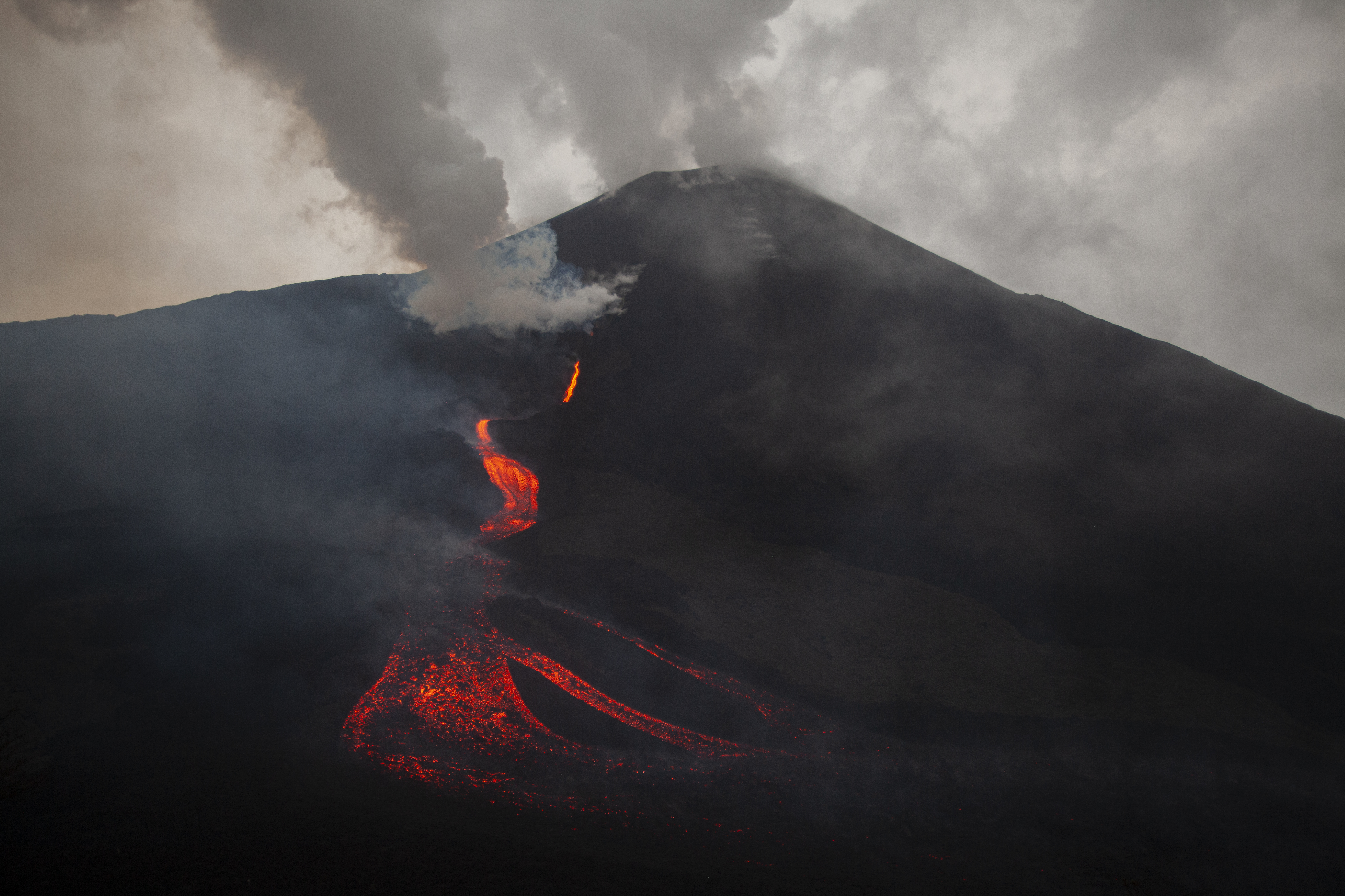 Gvatemala: Ponovo eruptirao vulkan Pacaya