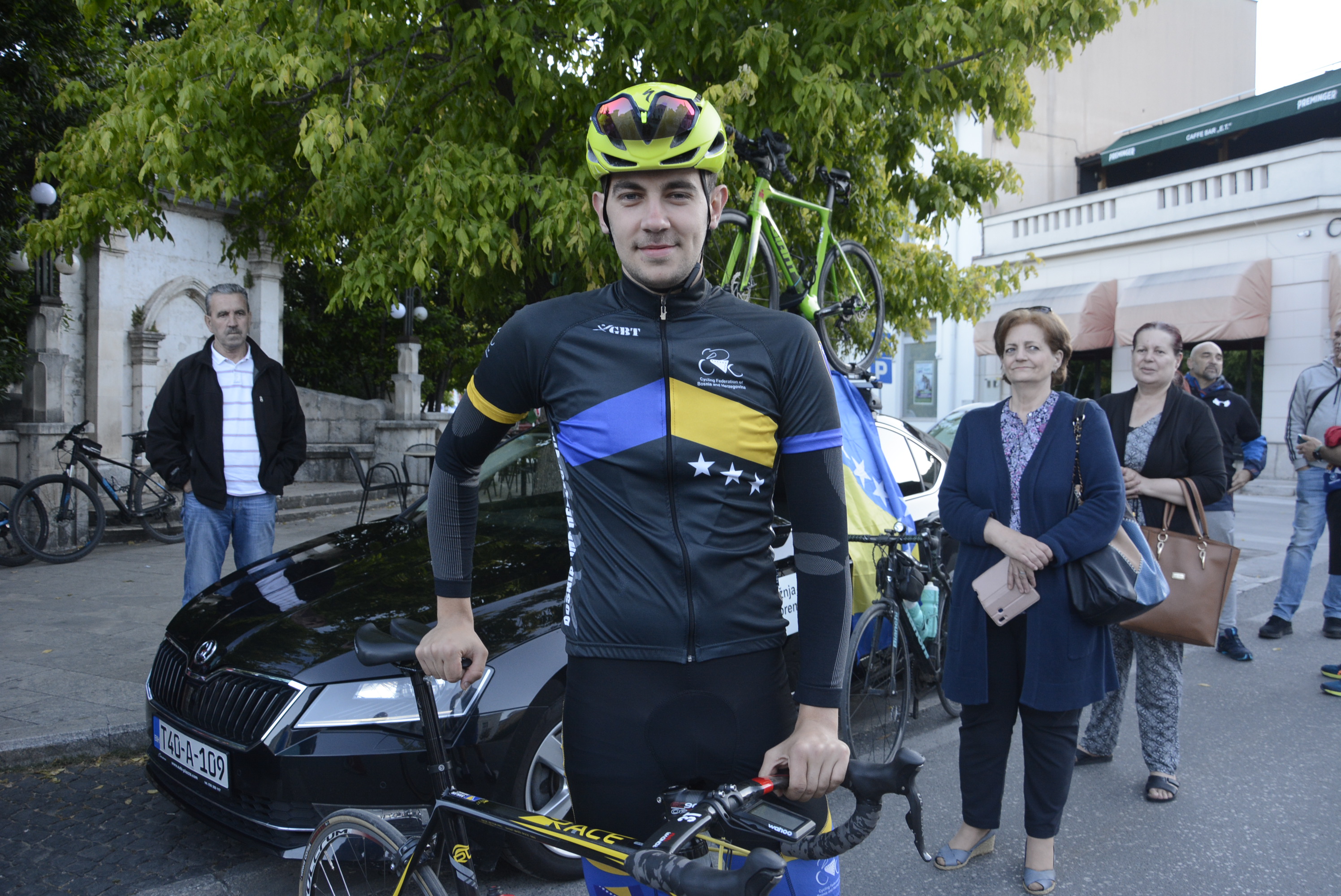 BiH: Sanjin Memić započeo biciklistički maraton iz Mostara ka Srebrenici