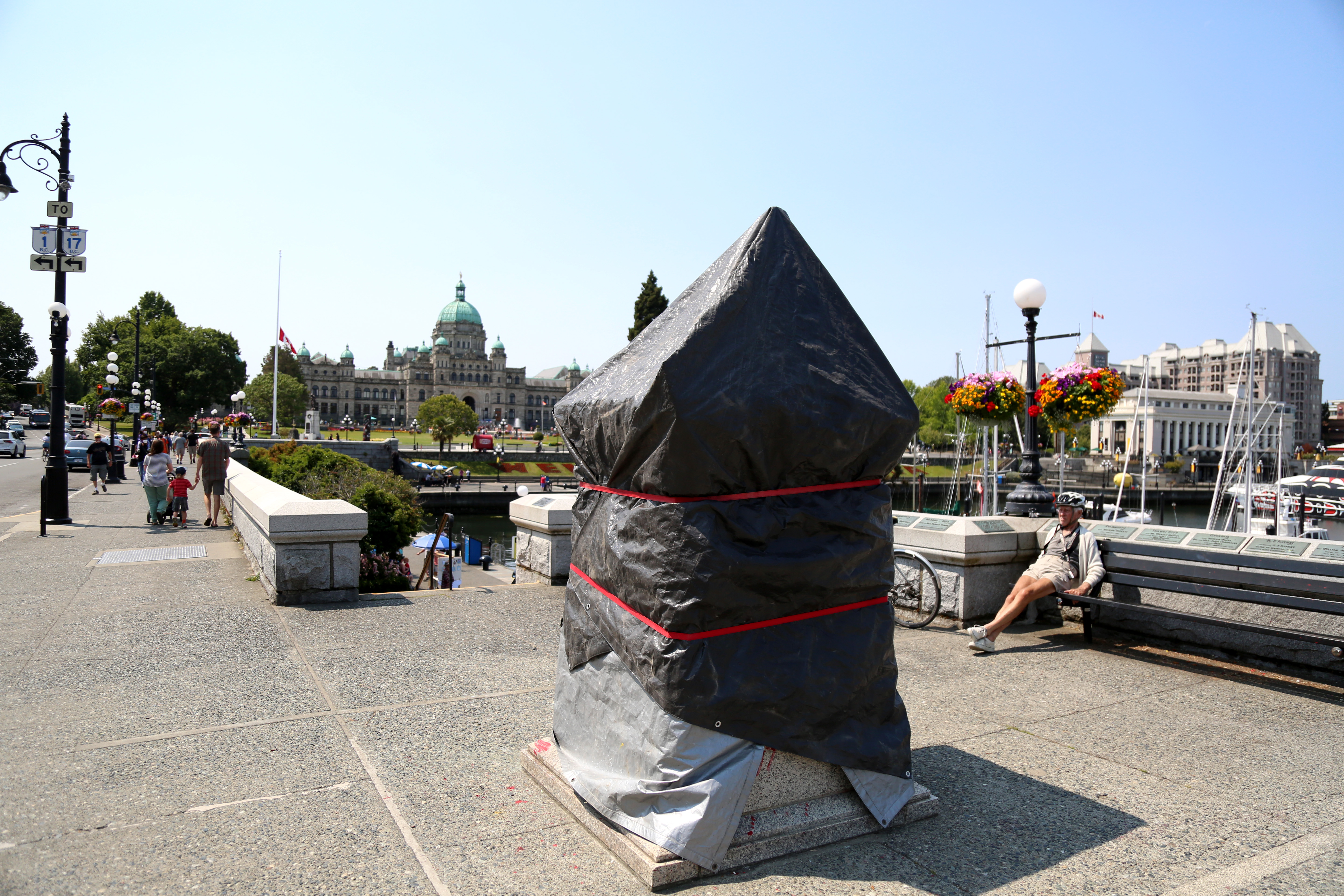 Captain James Cook Statue in Victoria Pulled Down