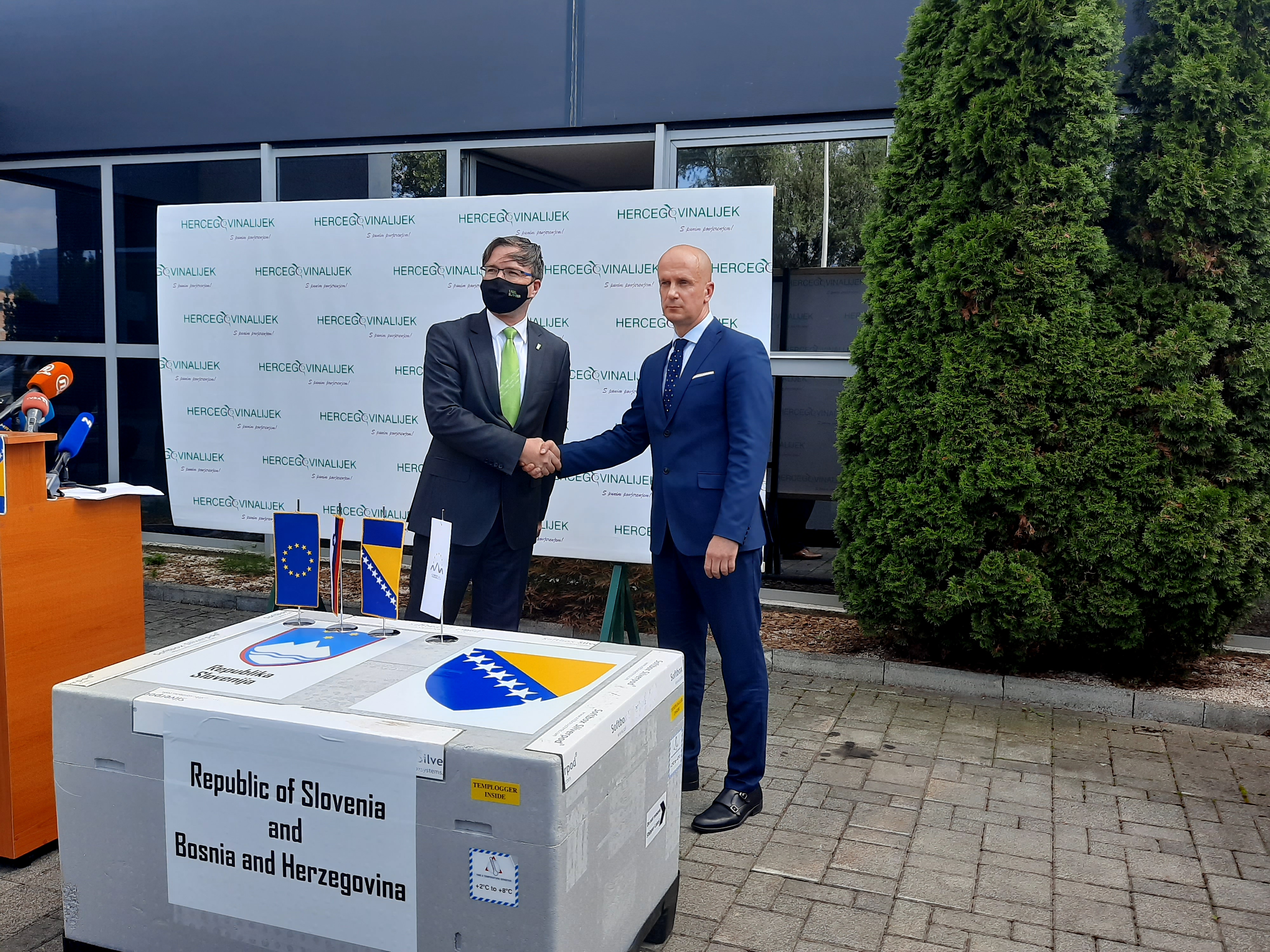 donacija vakcina slovenija