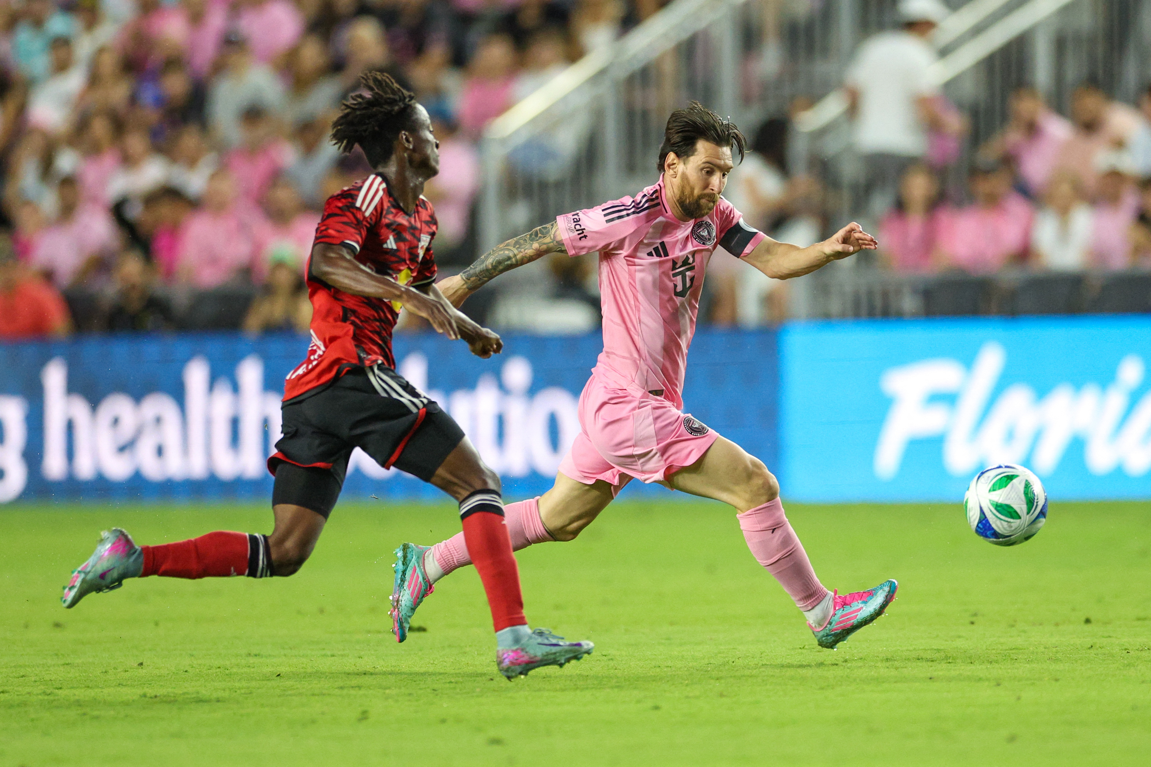 2025-05-04T005417Z_1350219037_MT1USATODAY26085384_RTRMADP_3_MLS-NEW-YORK-RED-BULLS-AT-INTER-MIAMI-CF