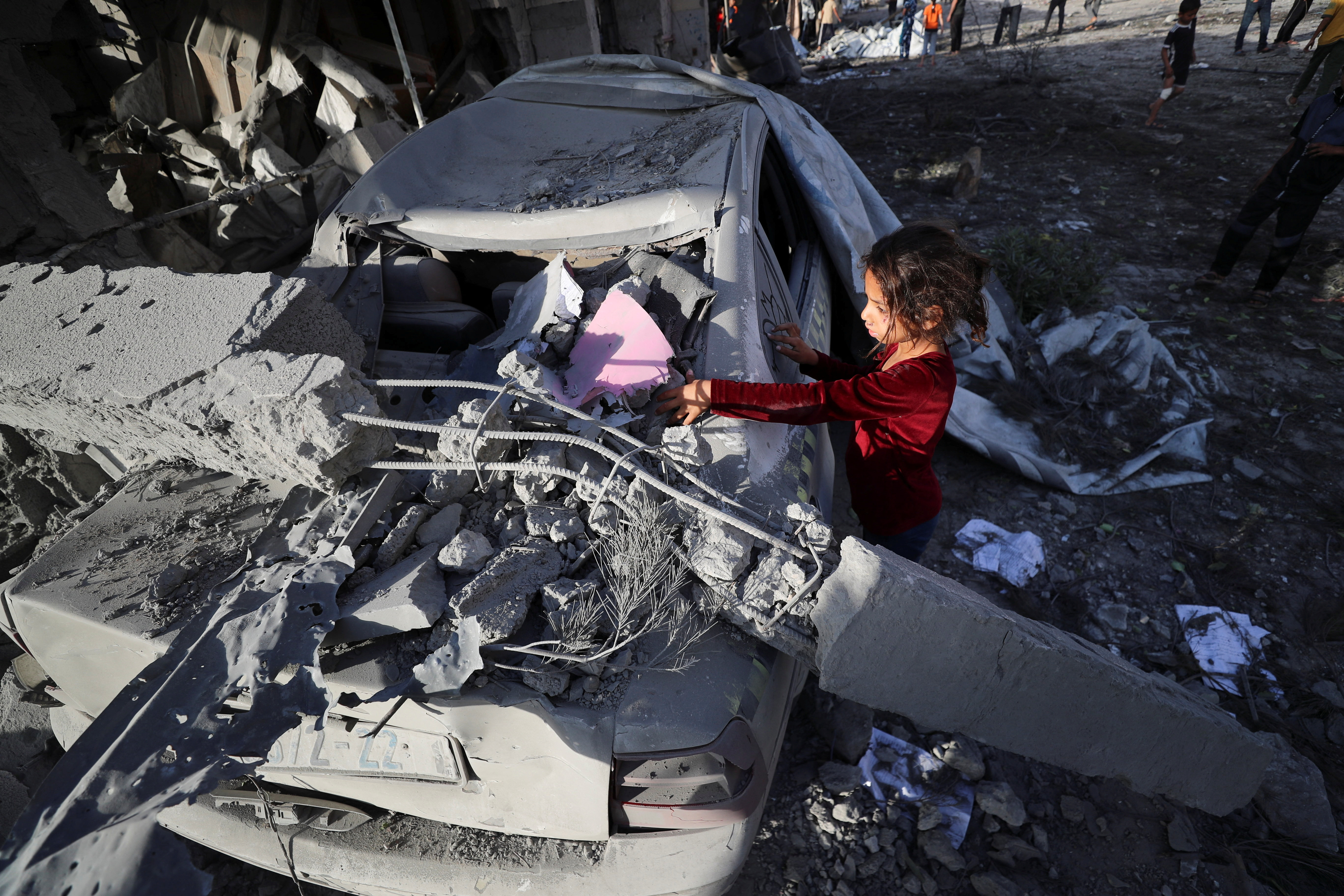Aftermath of an Israeli strike on a house, in Jabalia