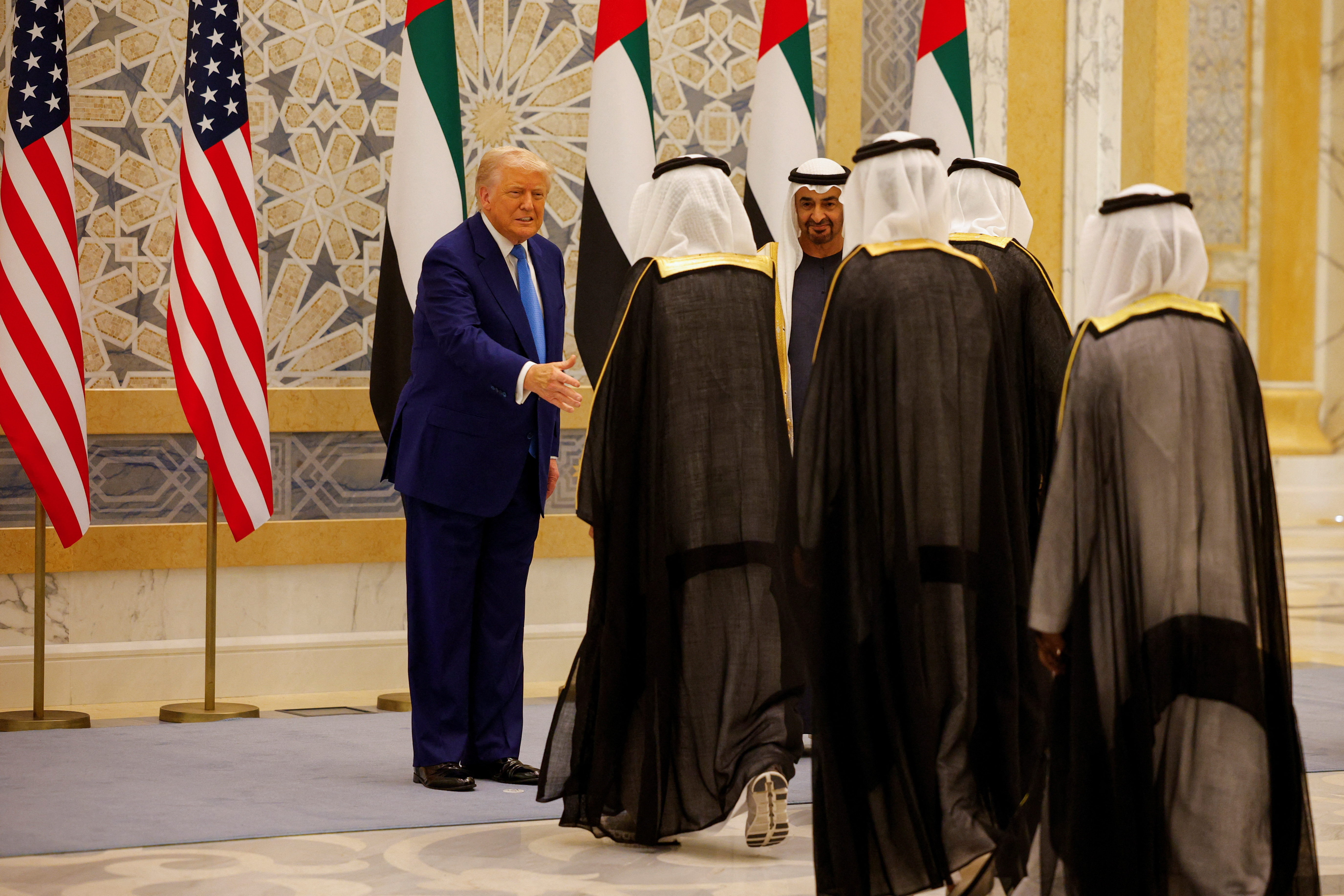 2025-05-15T172521Z_432020288_RC2GIEAWAE6S_RTRMADP_3_USA-TRUMP-GULF-EMIRATES