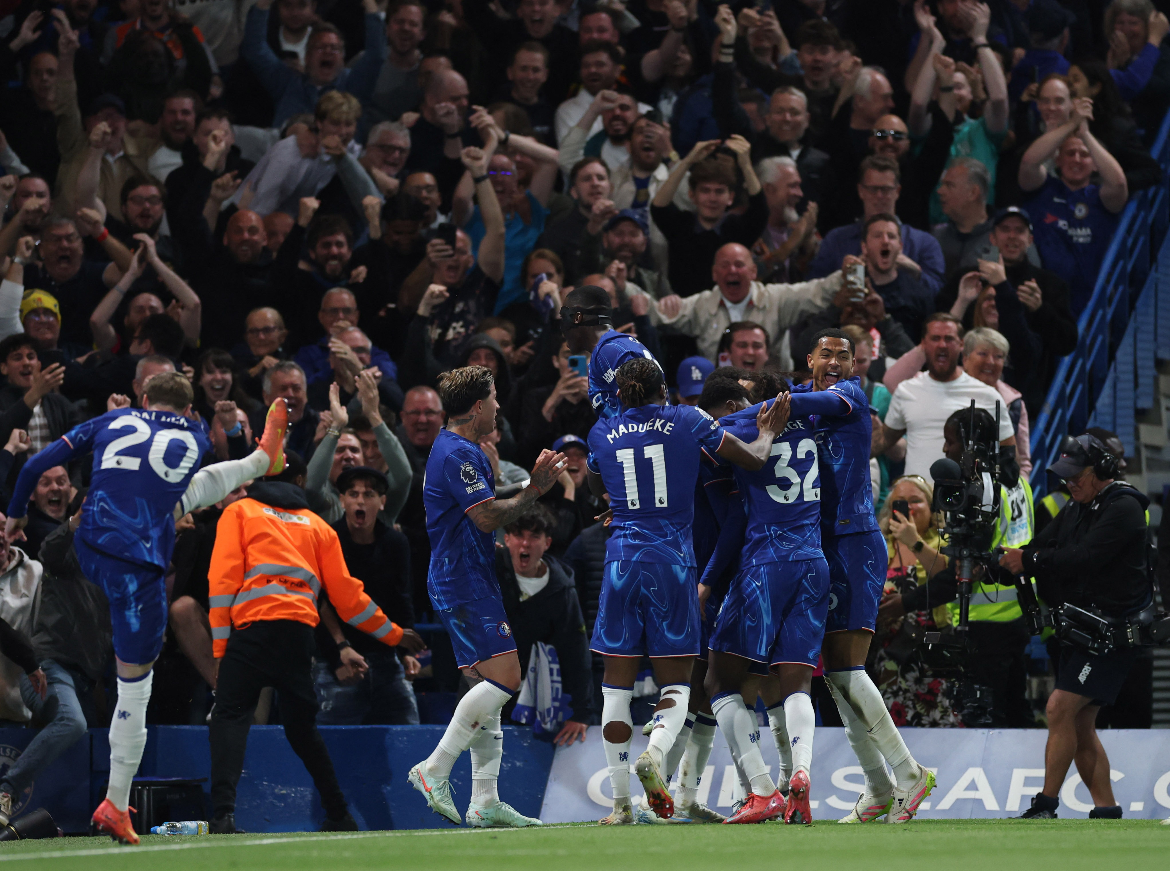 2025-05-16T205057Z_1267712731_UP1EL5G1LWT2P_RTRMADP_3_SOCCER-ENGLAND-CHE-MUN-REPORT